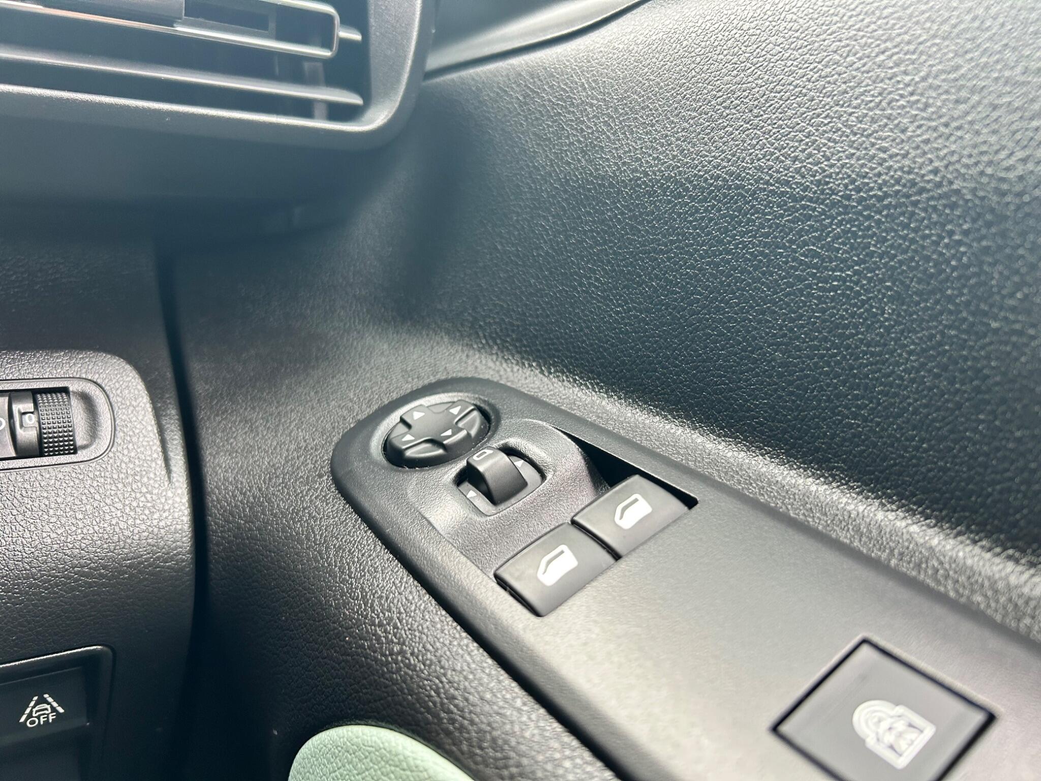 Citroen Berlingo view 27