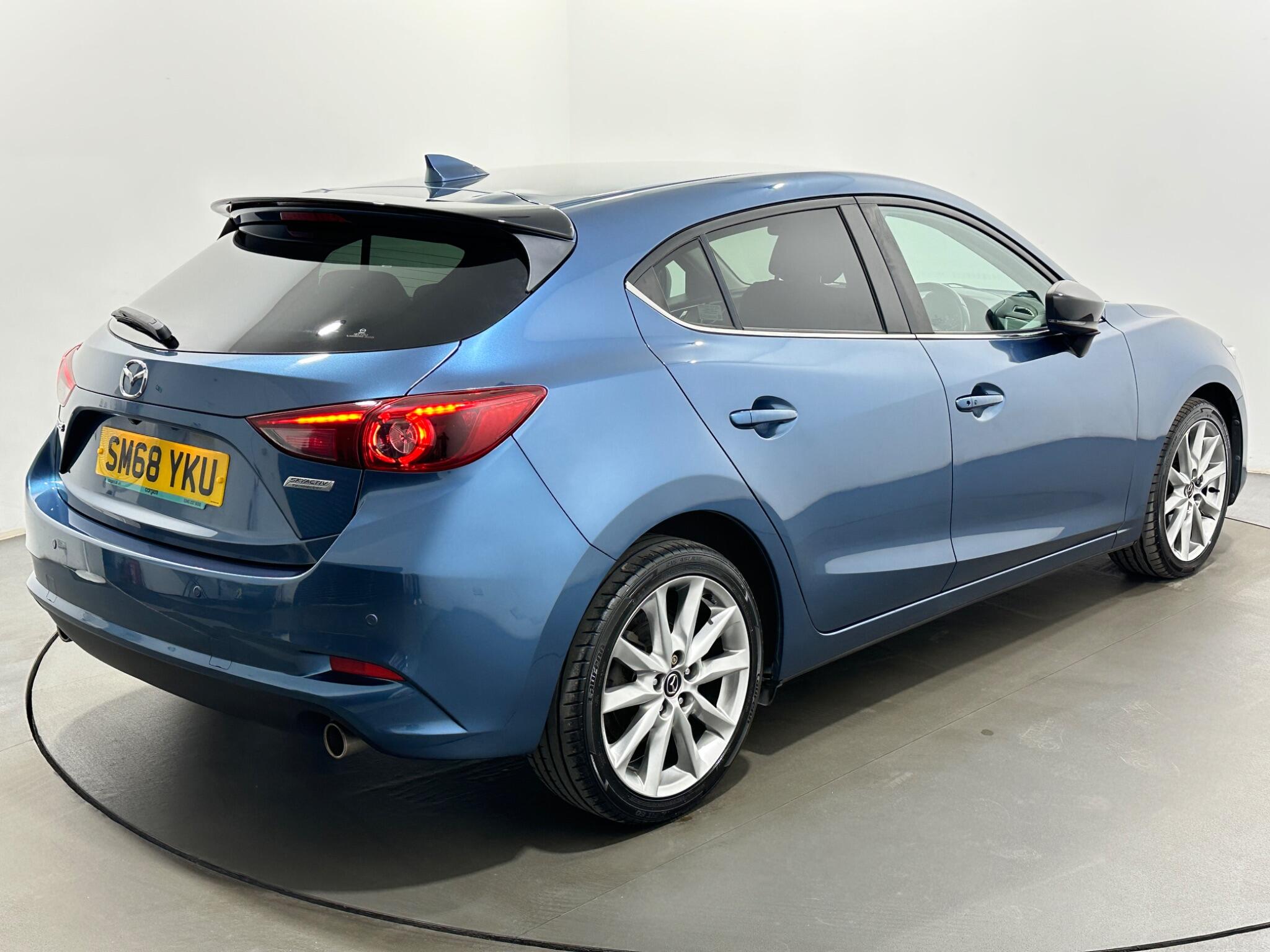Mazda Mazda3 view 51