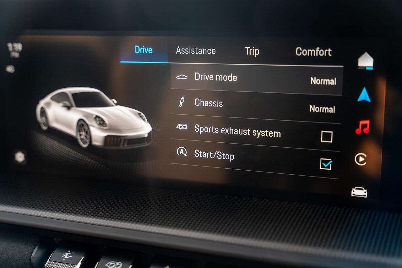 Porsche 911 view 87