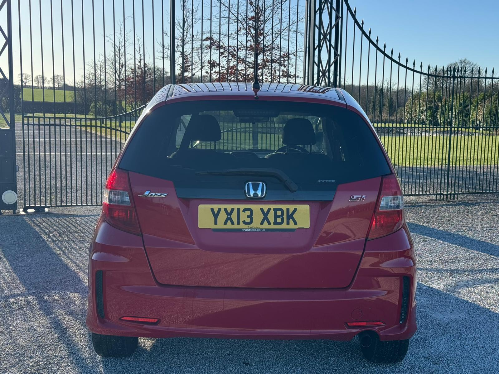 2013 Honda Jazz image 2