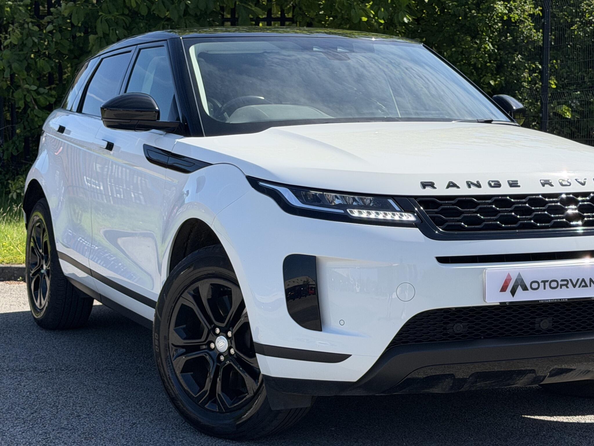 Land Rover Range Rover Evoque view 5