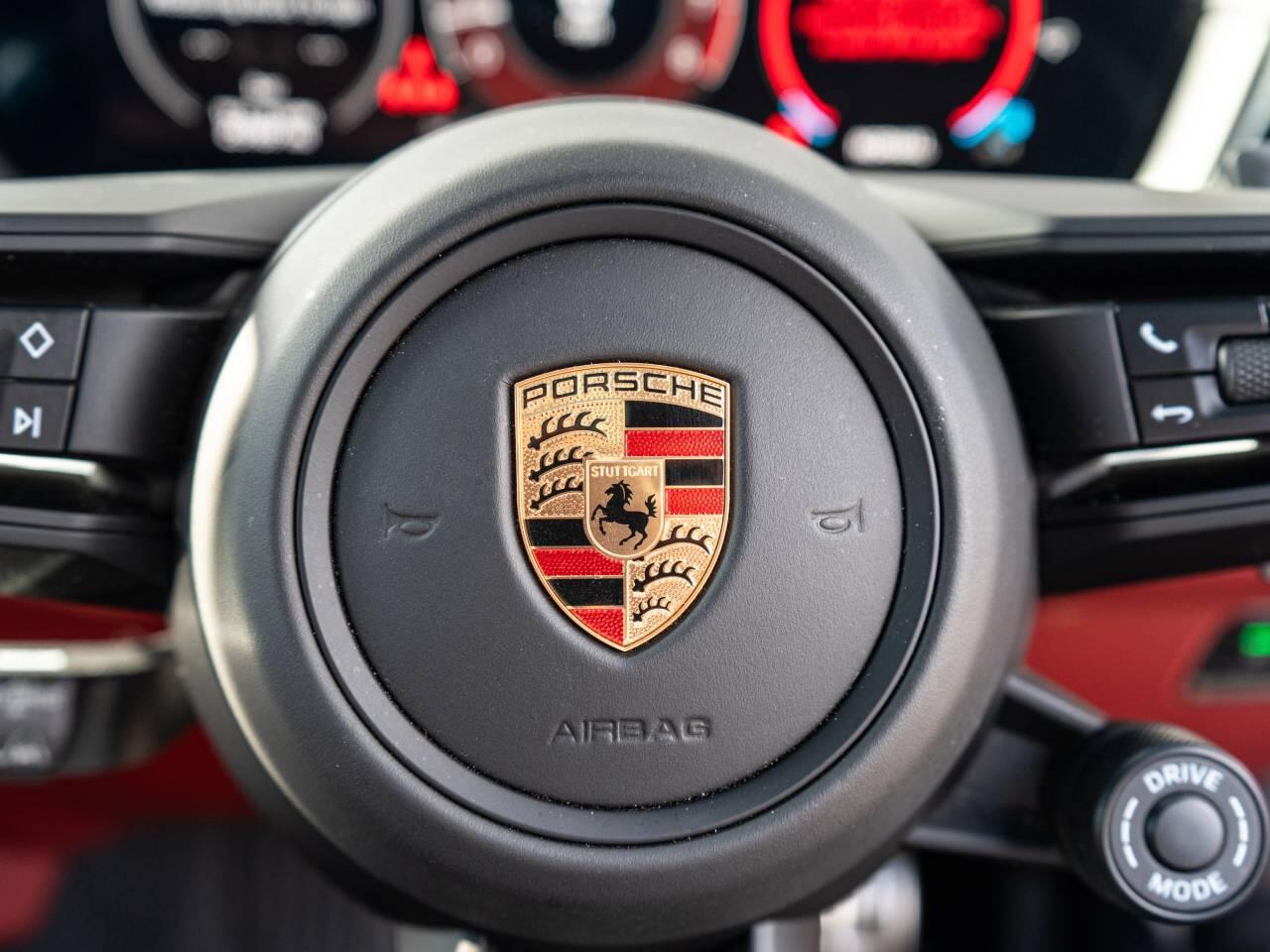 Porsche Cayenne view 22