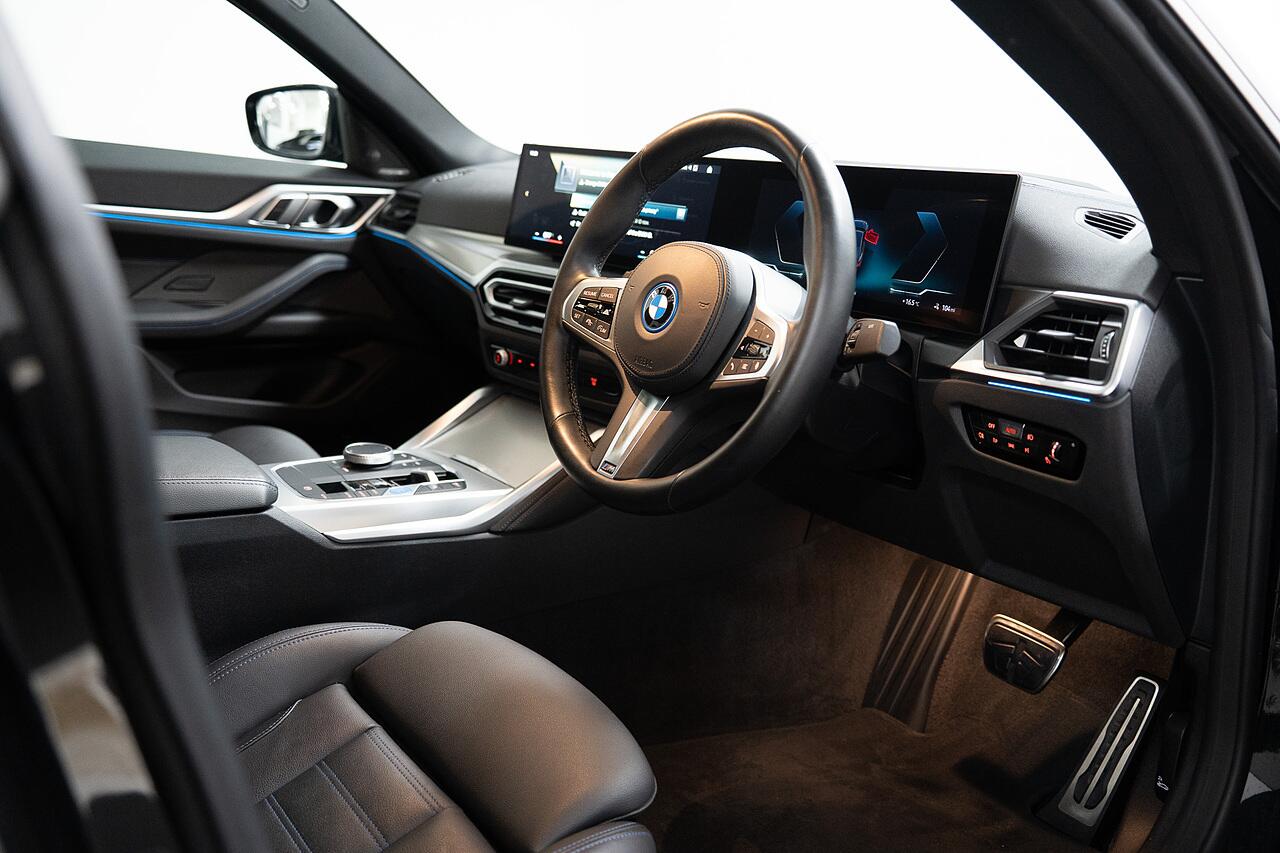 BMW I4 view 4