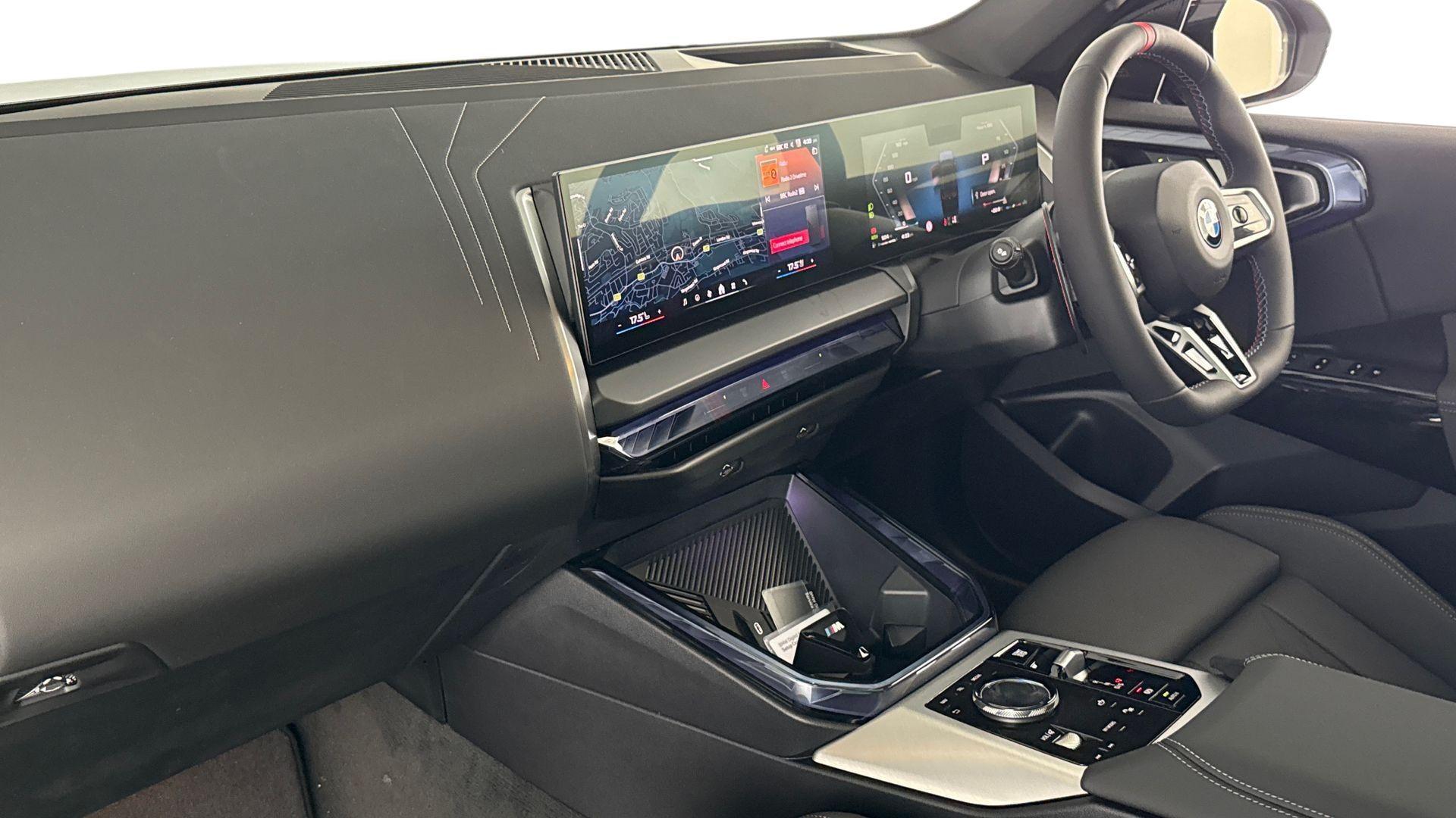 BMW X3 view 7