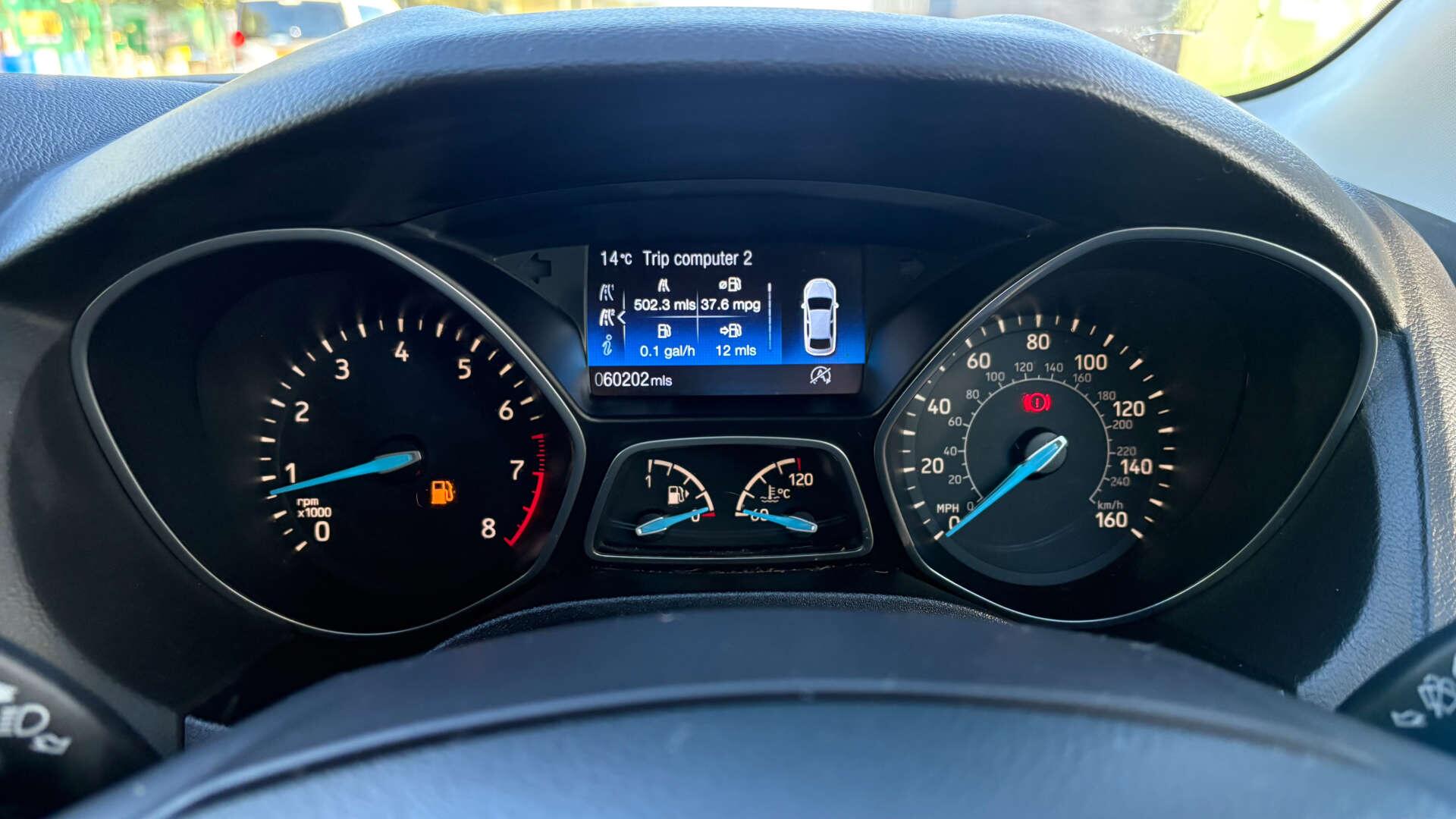 Ford Focus view 16