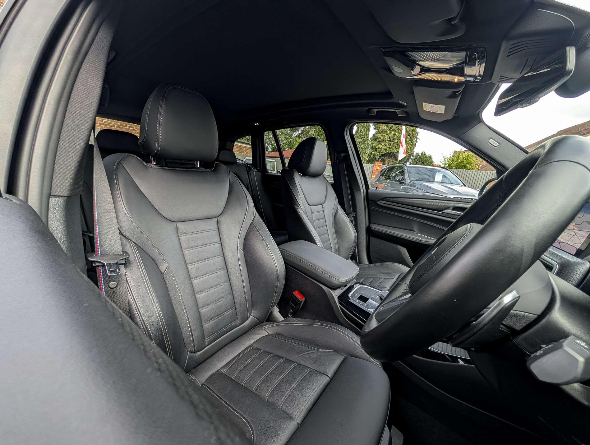 BMW X3 view 23