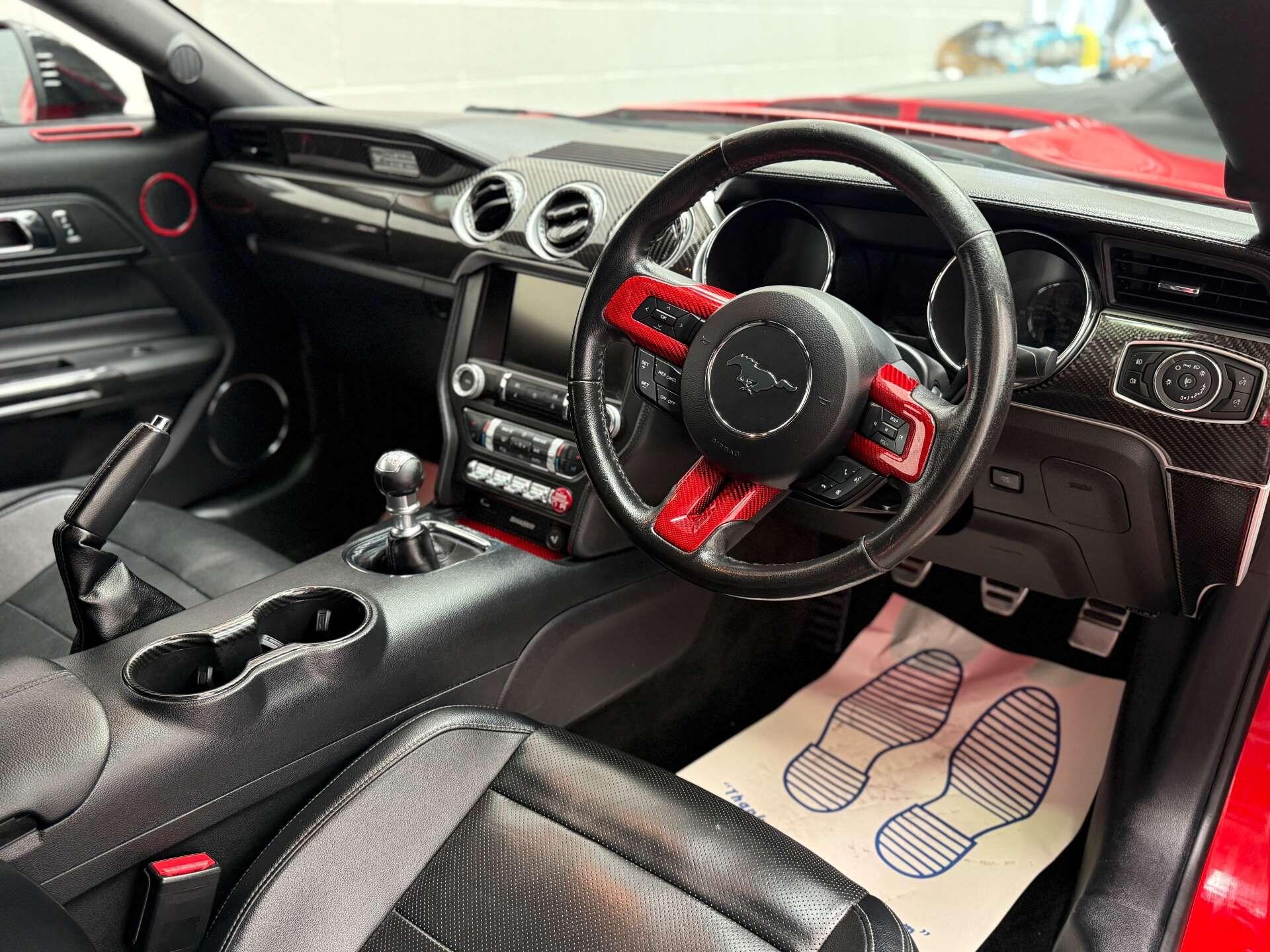 Ford Mustang view 16