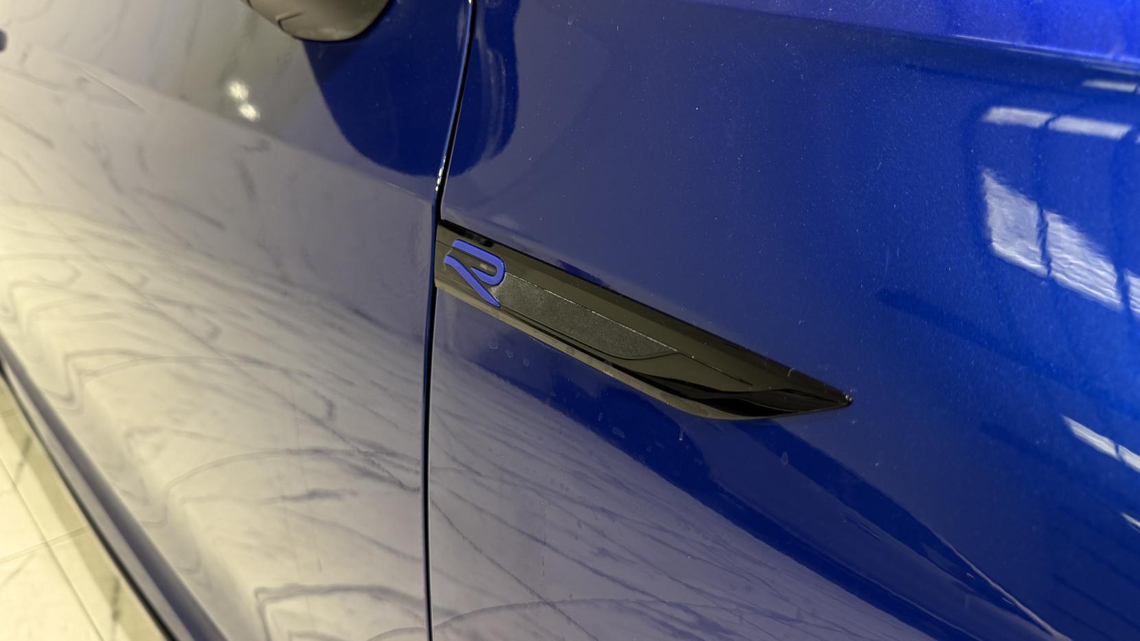 Volkswagen Golf view 38