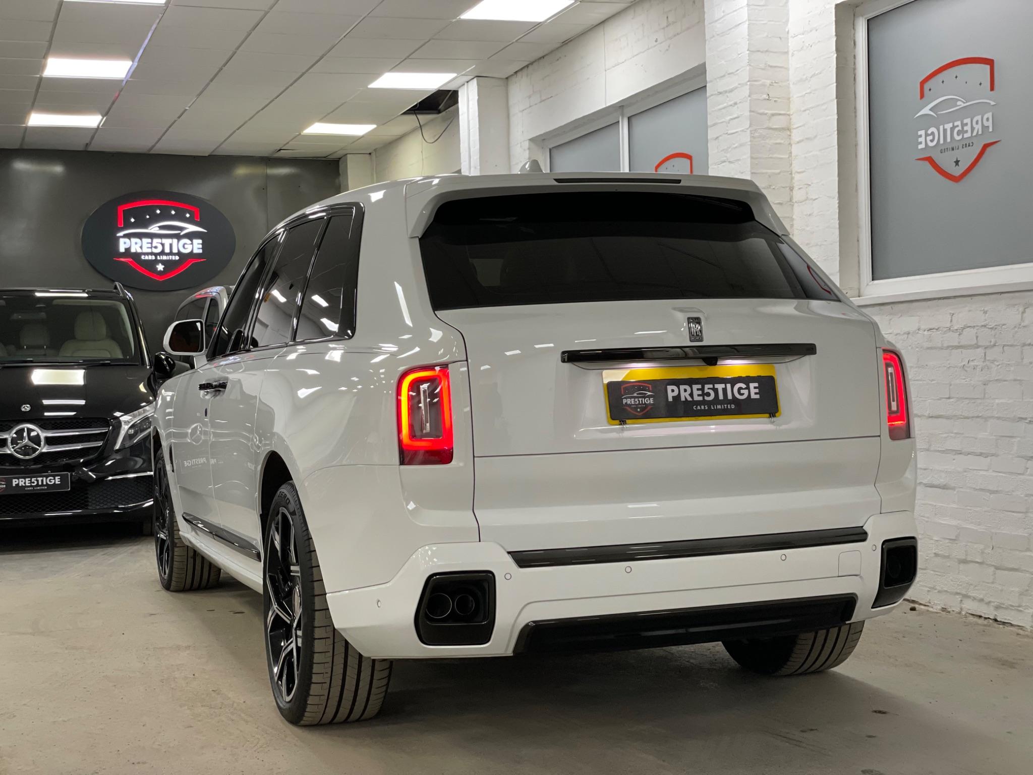 Rolls-Royce Cullinan view 95