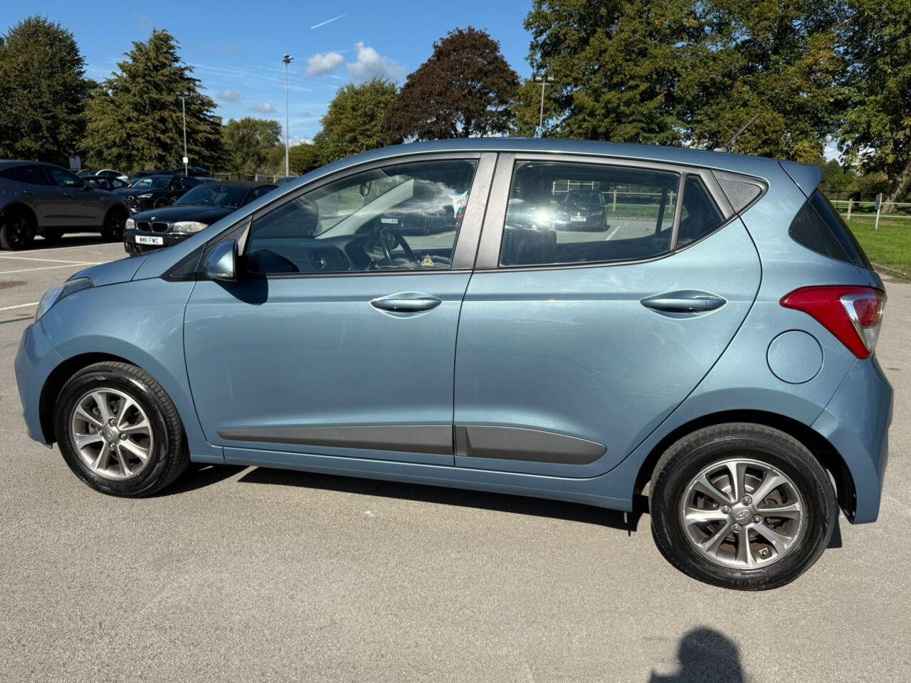 Hyundai I10 view 23
