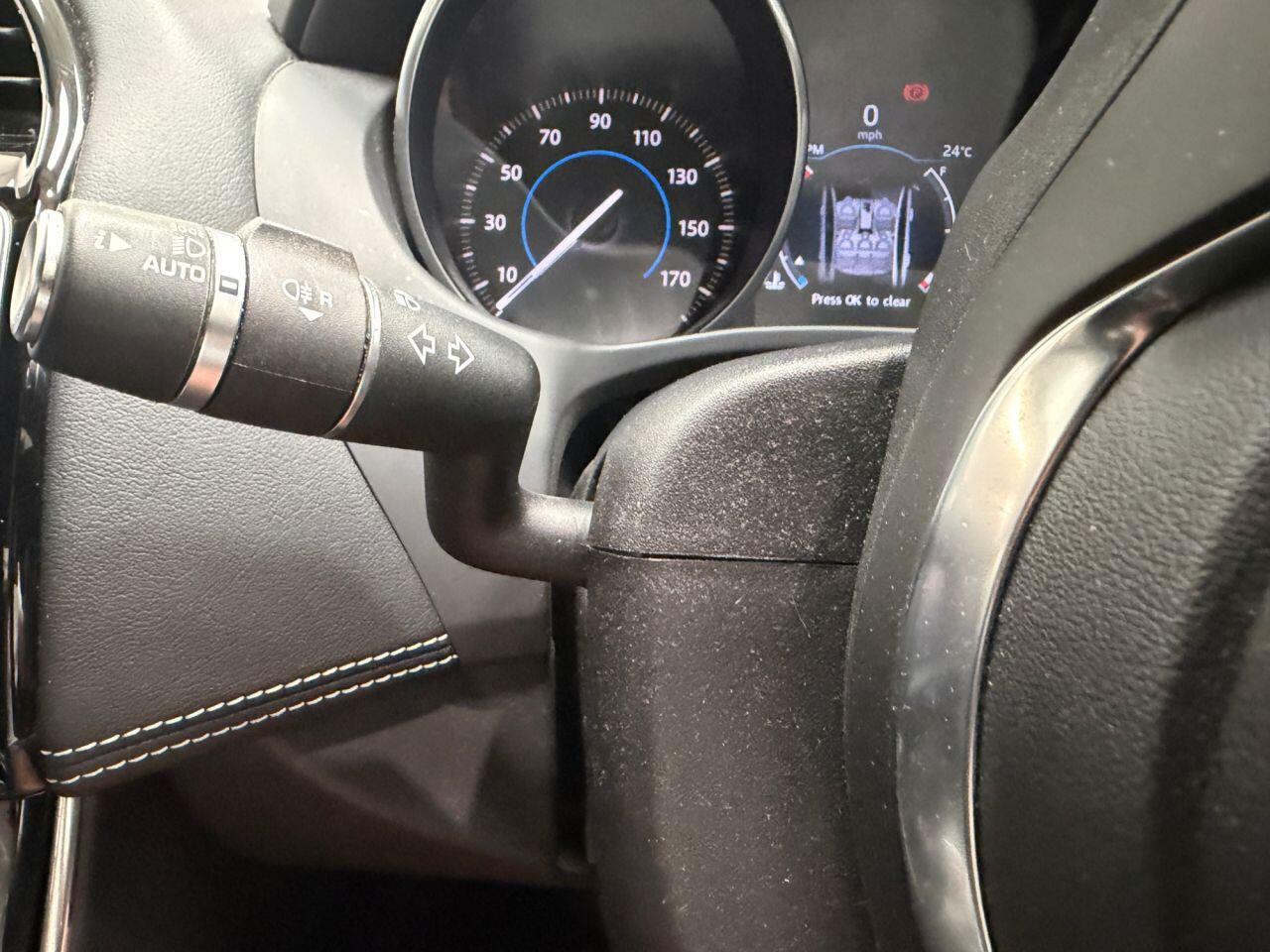 Jaguar Xe view 35