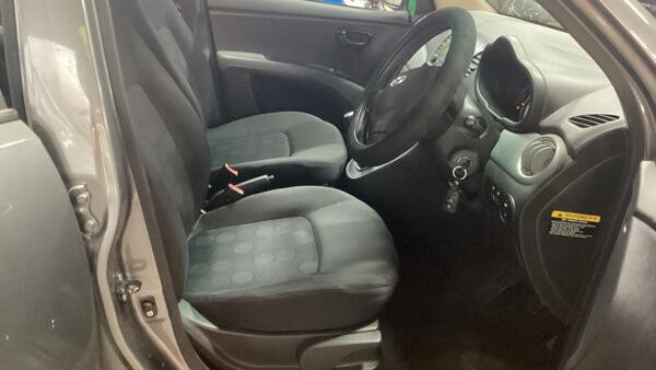 Hyundai I10 view 9