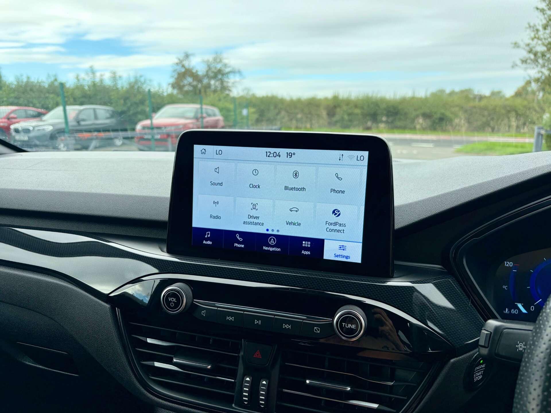 Ford Kuga view 49