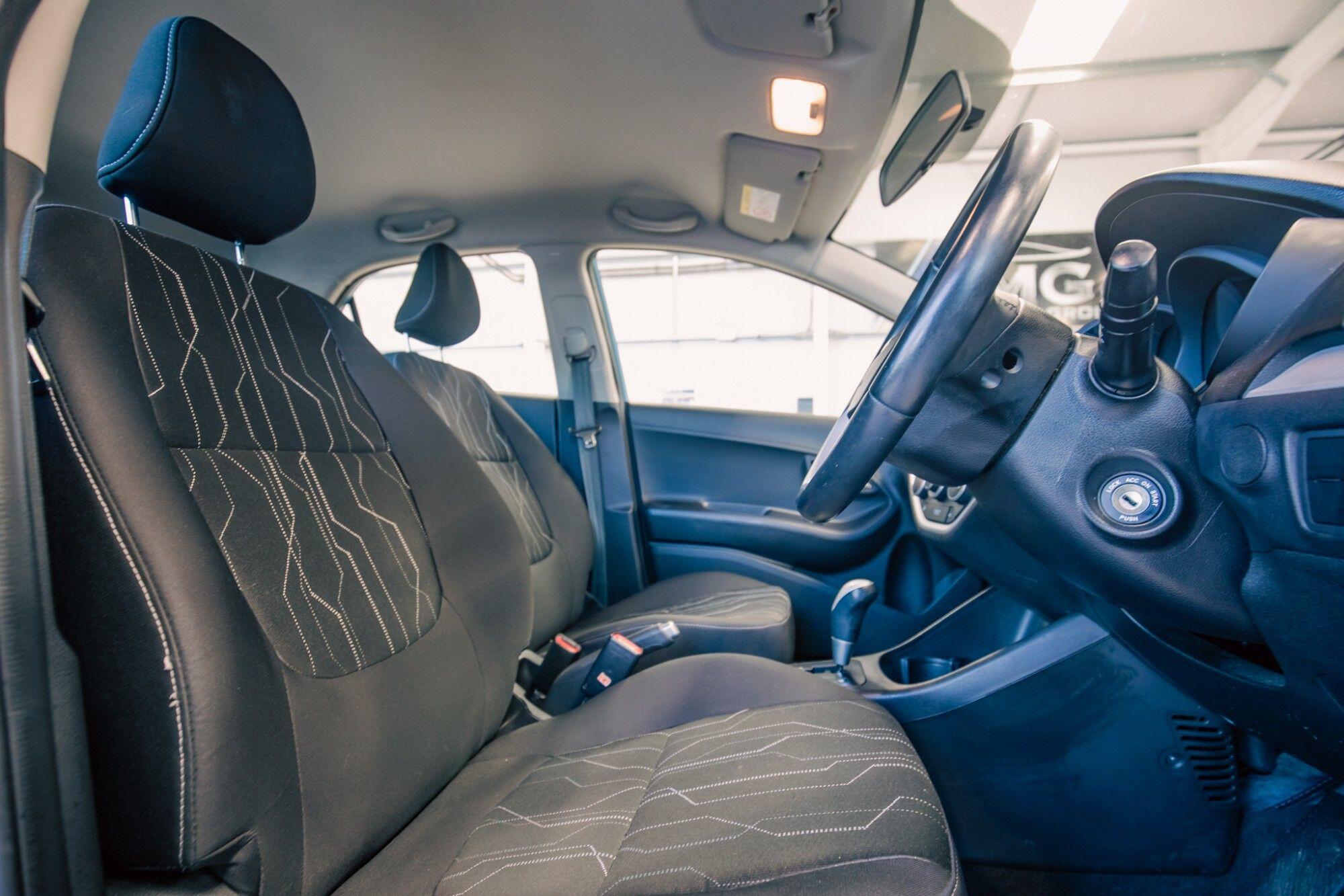 Kia Picanto view 3