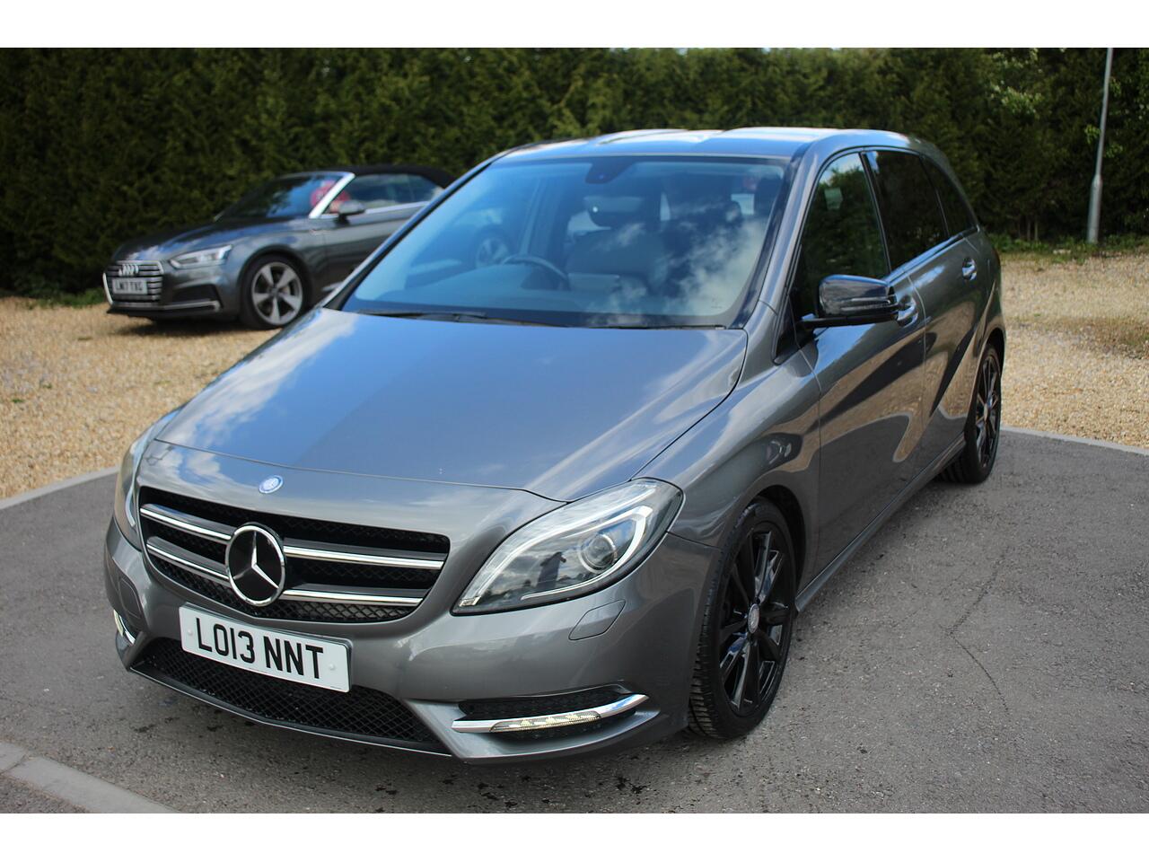 Mercedes-Benz B-Class view 5