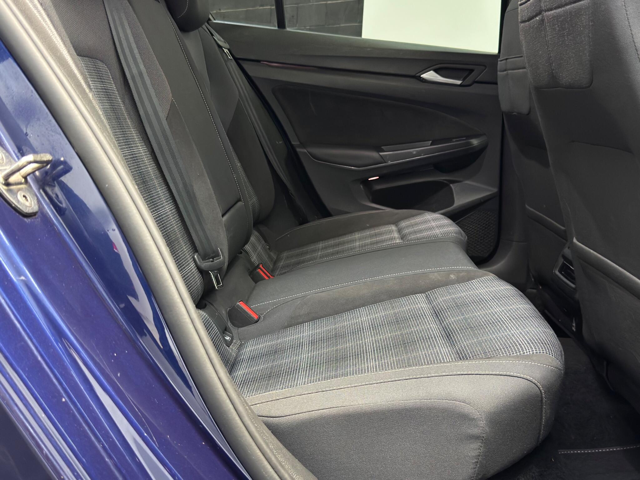 Volkswagen Golf view 43