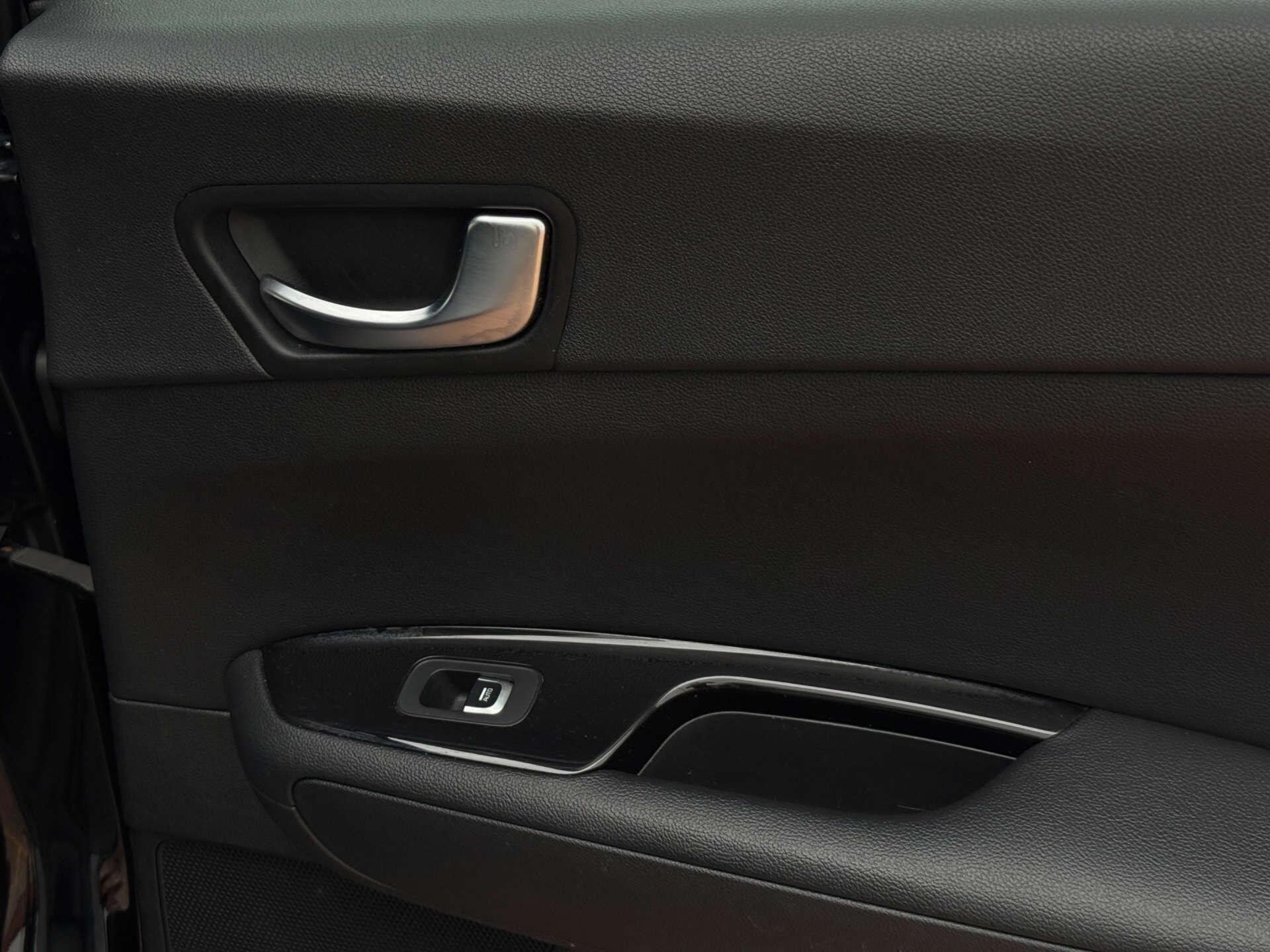 Kia Optima view 26
