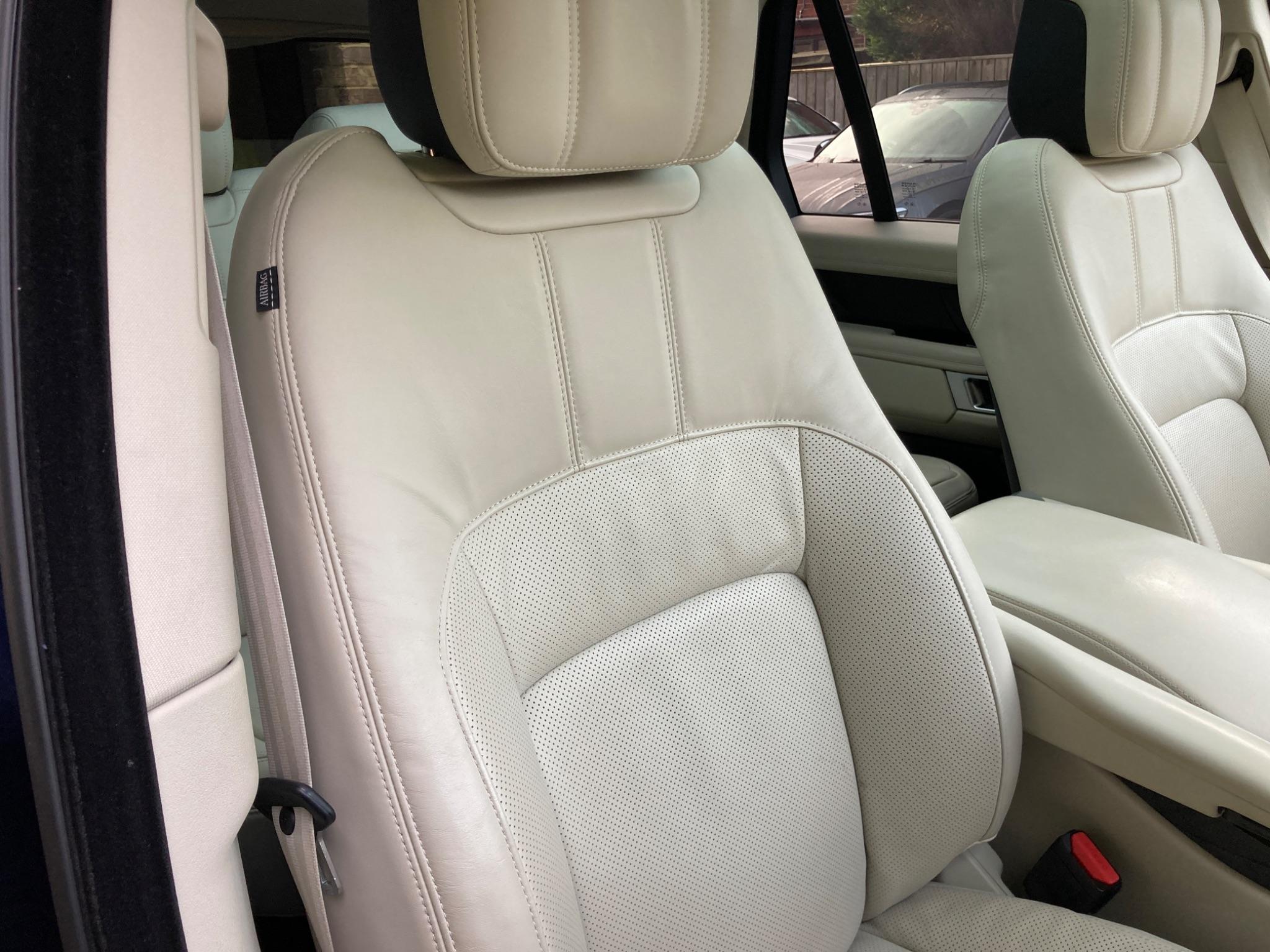 Land Rover Range Rover view 27