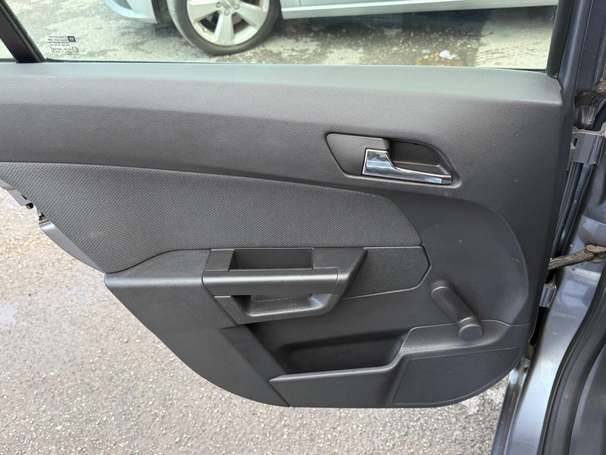 Vauxhall Astra - Image 51