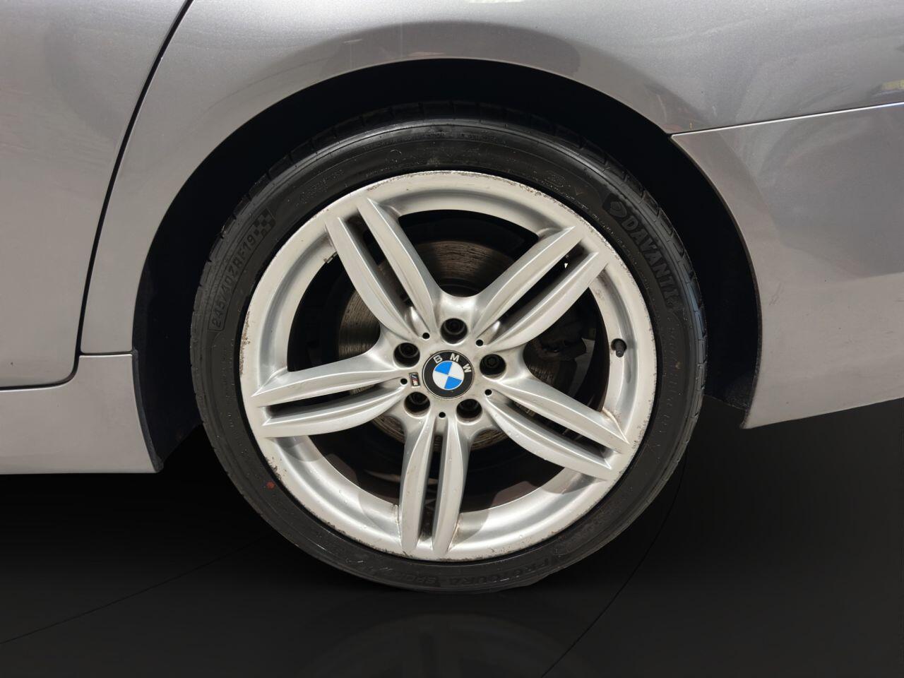 BMW 5 Series view 43