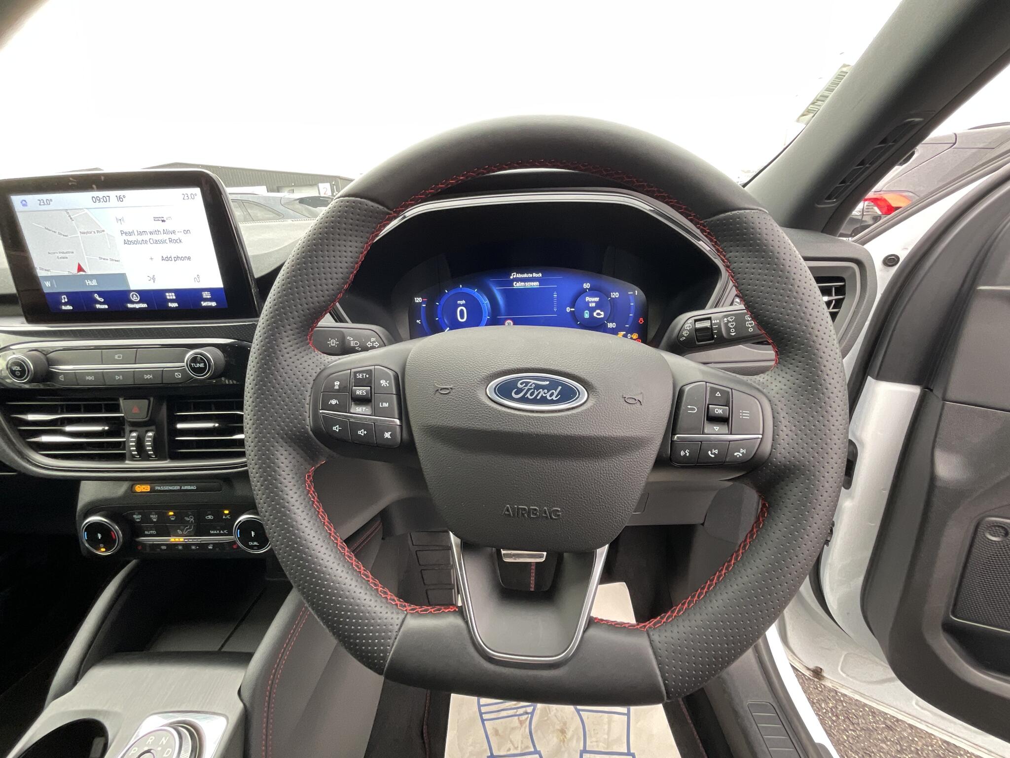 Ford Kuga view 22