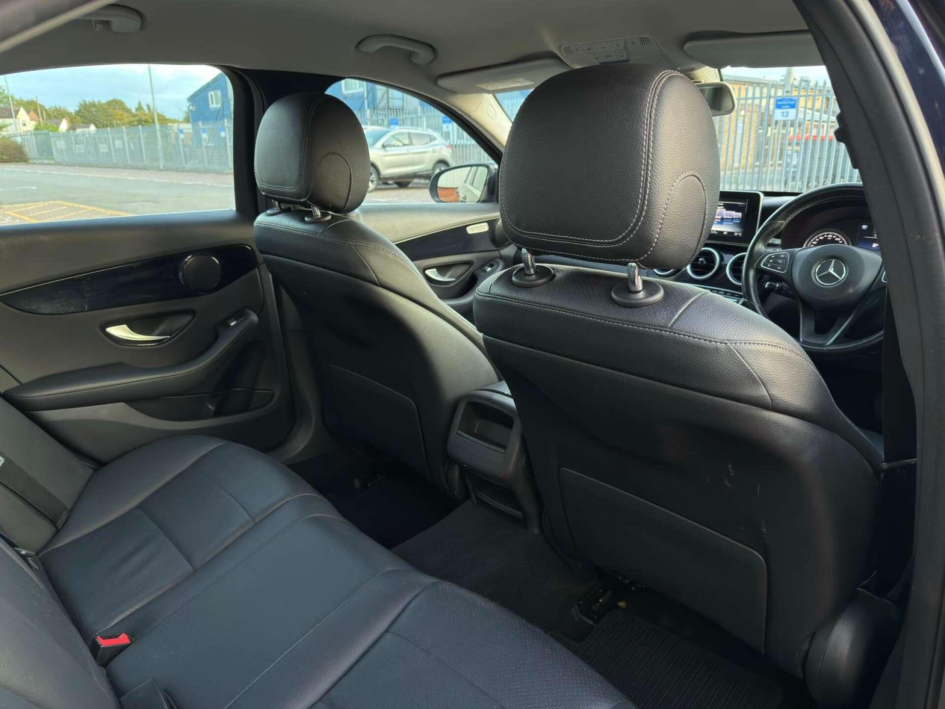Mercedes-Benz C Class view 25