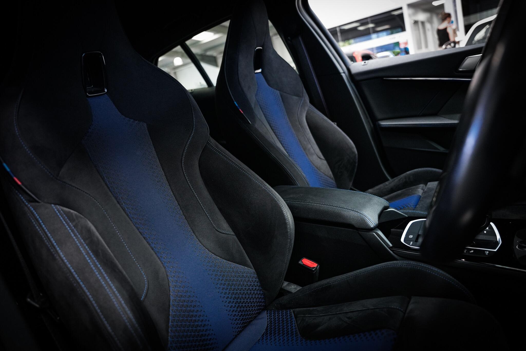 BMW 1 Series view 17