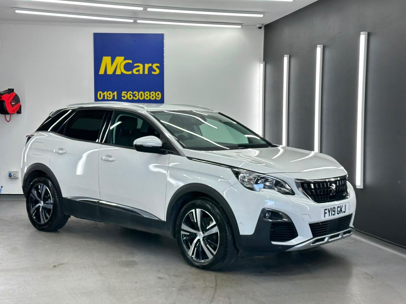 Peugeot 3008 view 2