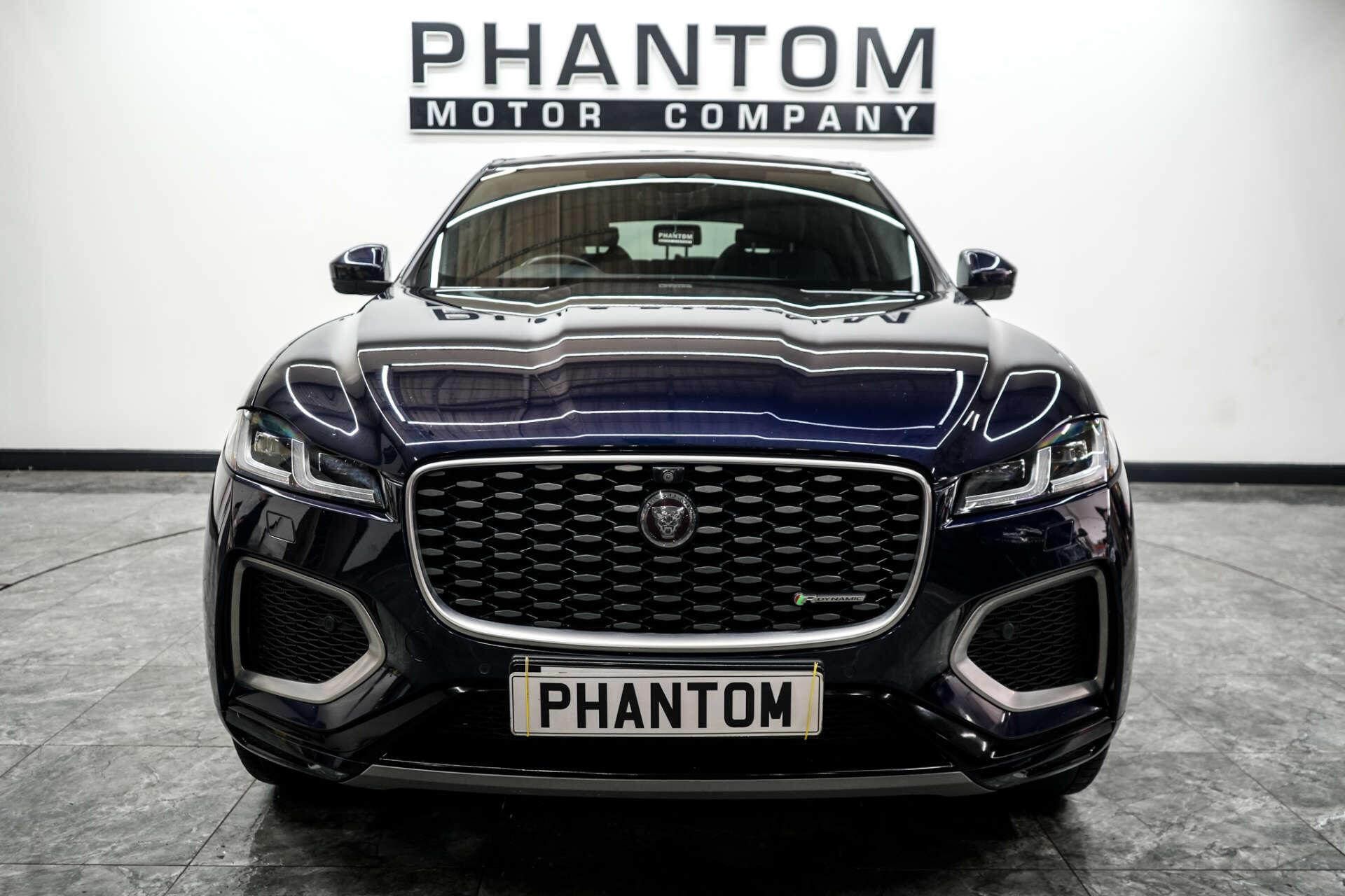 Jaguar F-Pace view 5