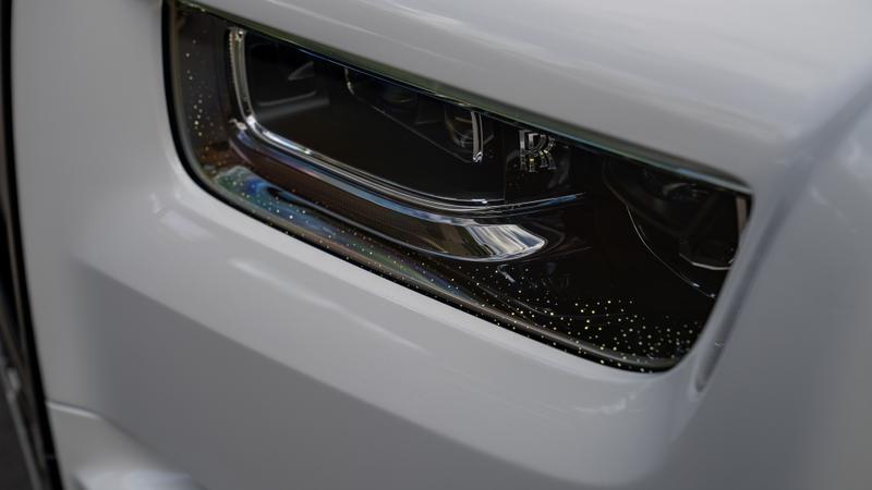 Rolls-Royce Phantom view 9