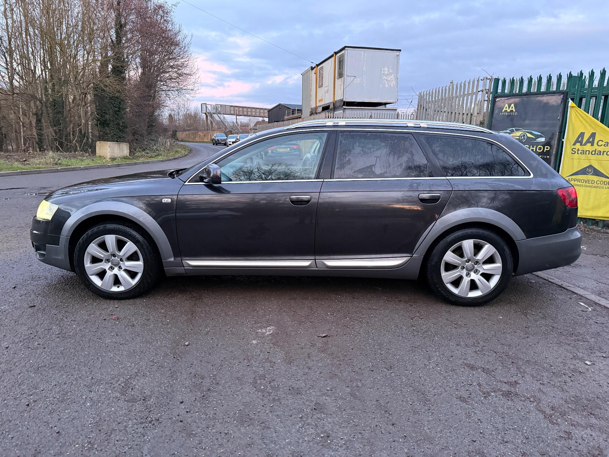 2009 Audi A6 Allroad image 6