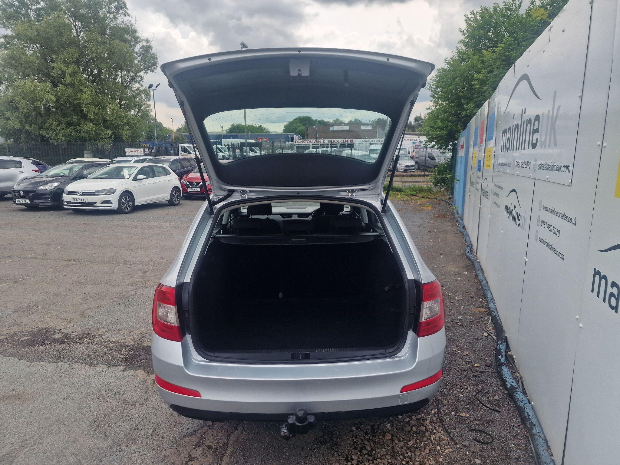 Skoda Octavia view 55