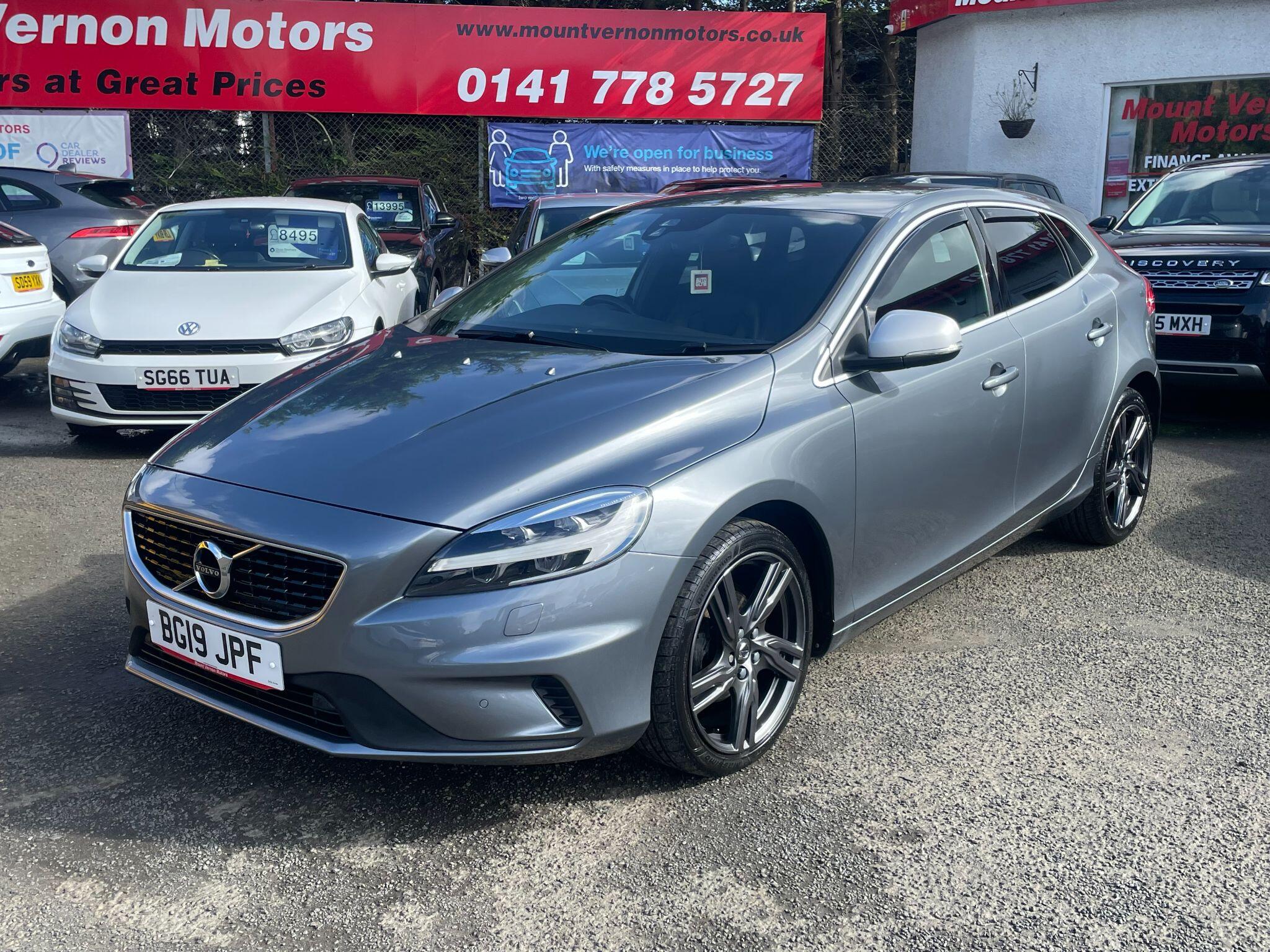 Volvo V40 view 7