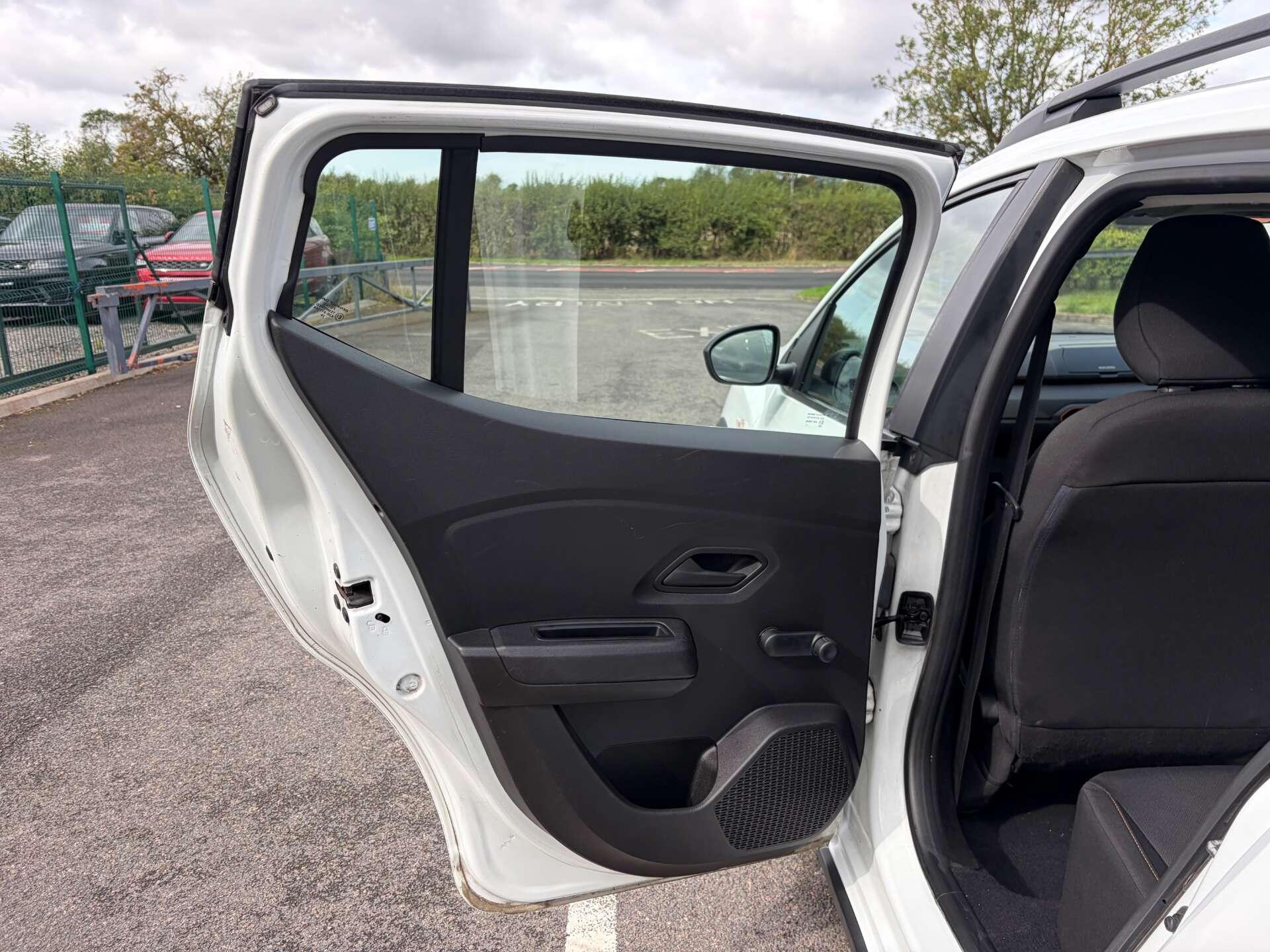 Dacia Sandero Stepway view 19