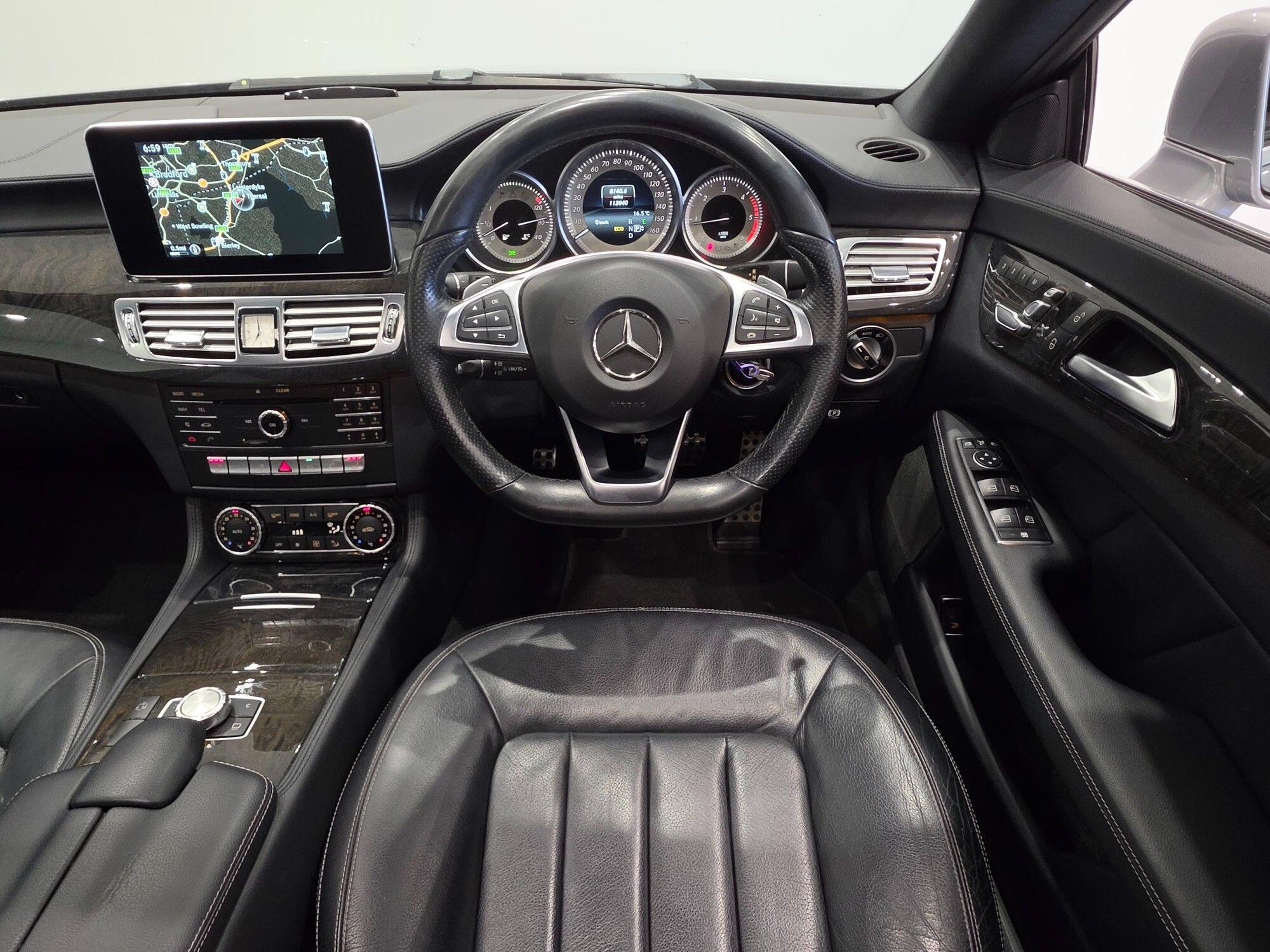 Mercedes-Benz CLS view 28