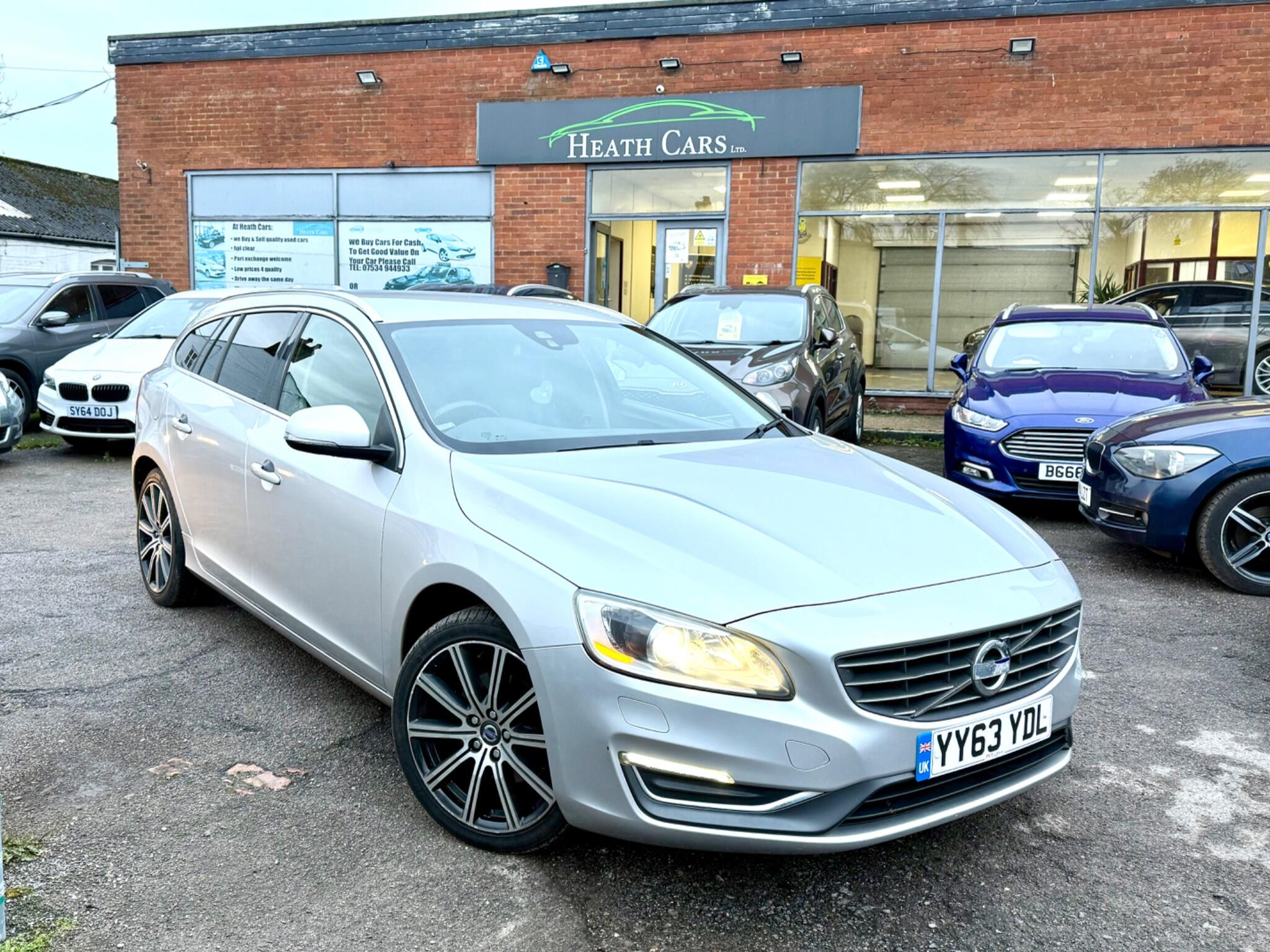 2014 Volvo V60 2.0 D3 SE Lux Nav Geartronic Euro 5 (s/s) 5dr • 81,071 miles image 10