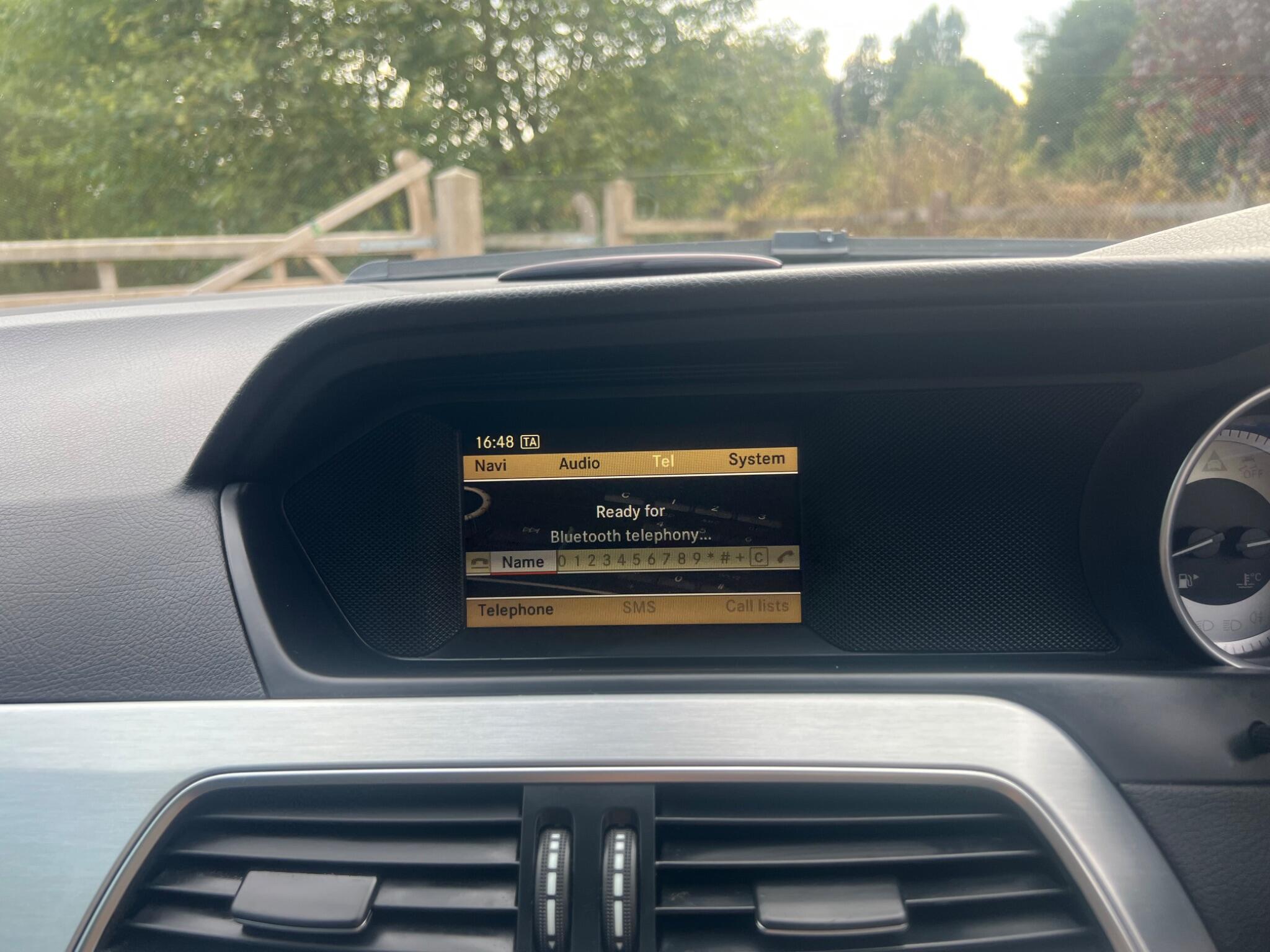Mercedes-Benz C Class view 33
