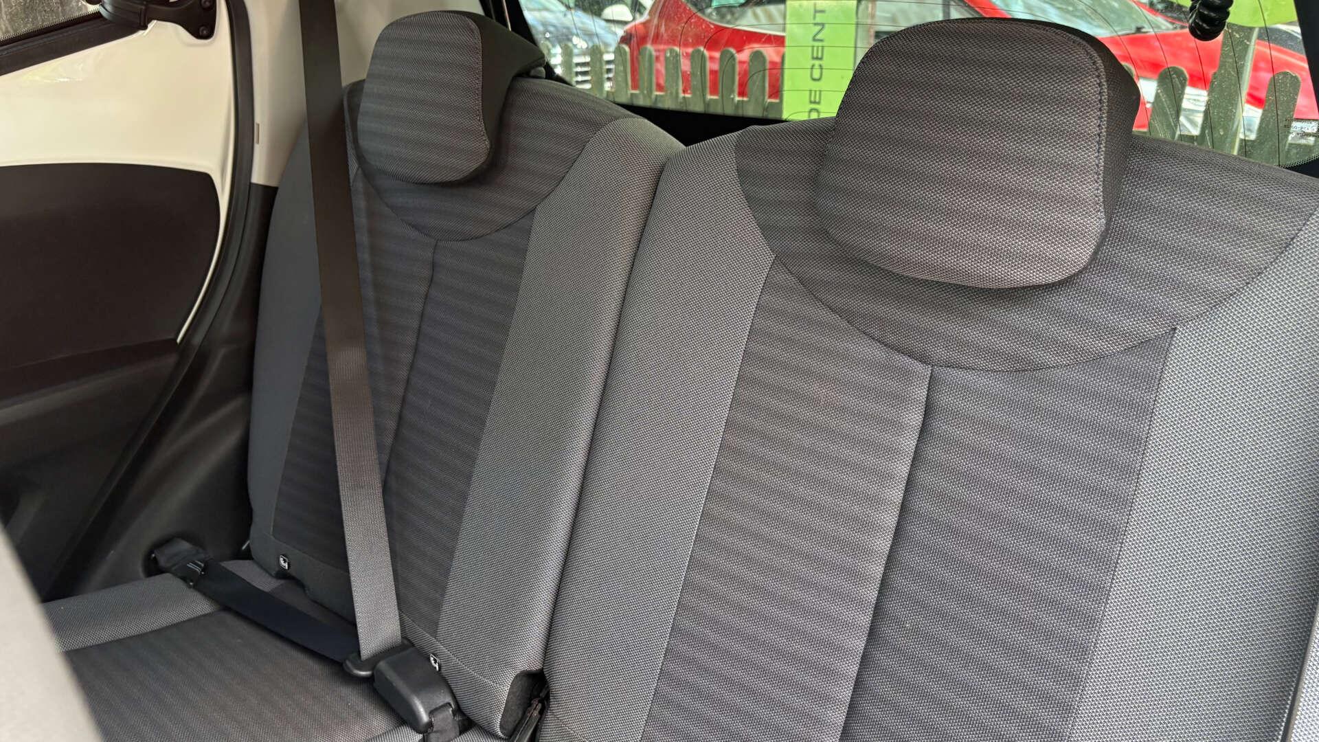 Toyota Aygo view 12