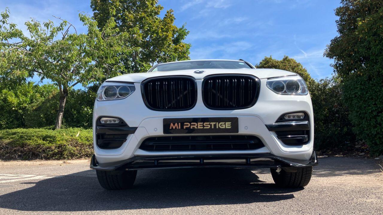 BMW X3 view 8