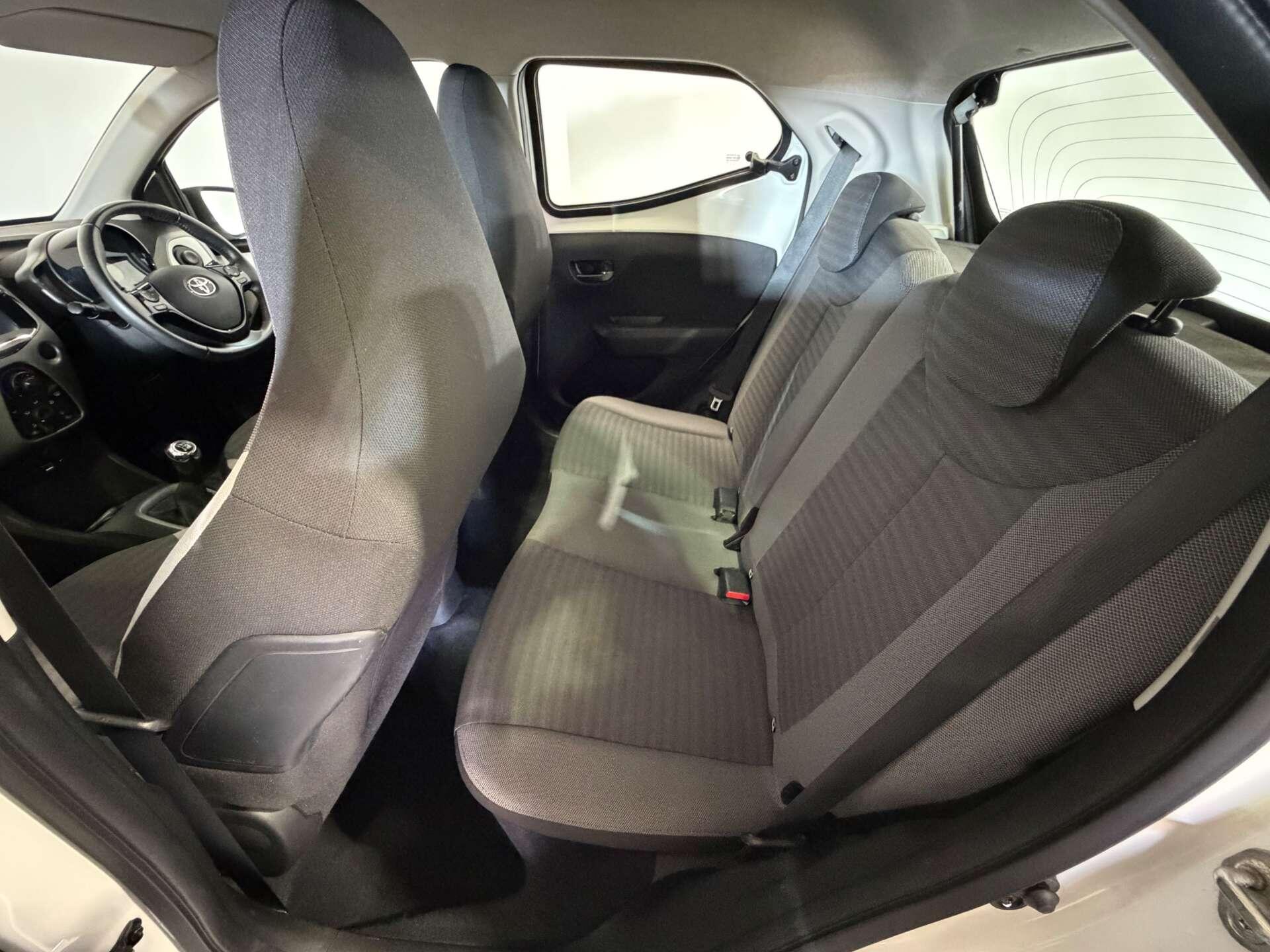 Toyota Aygo view 48