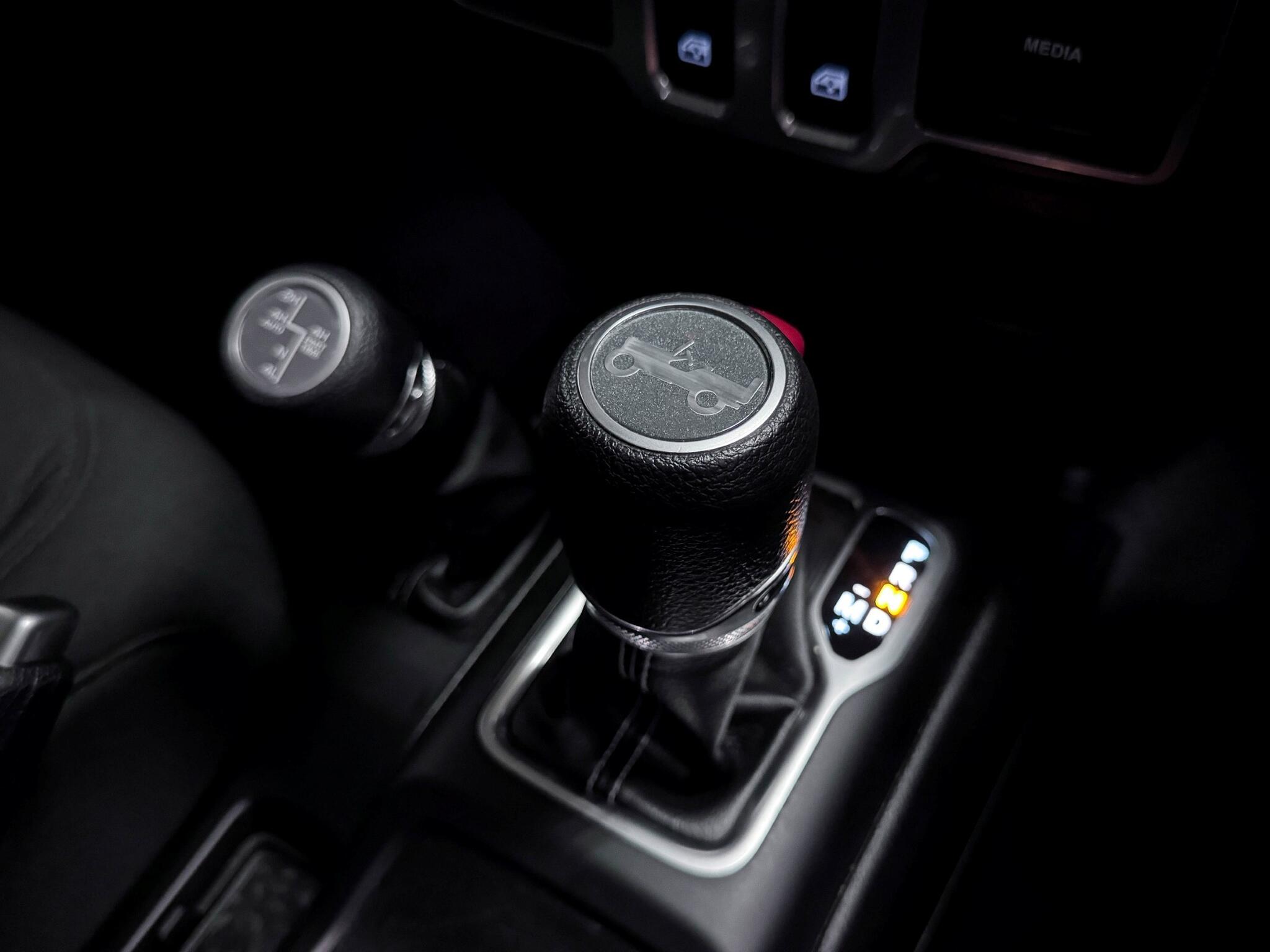 Jeep Wrangler view 31