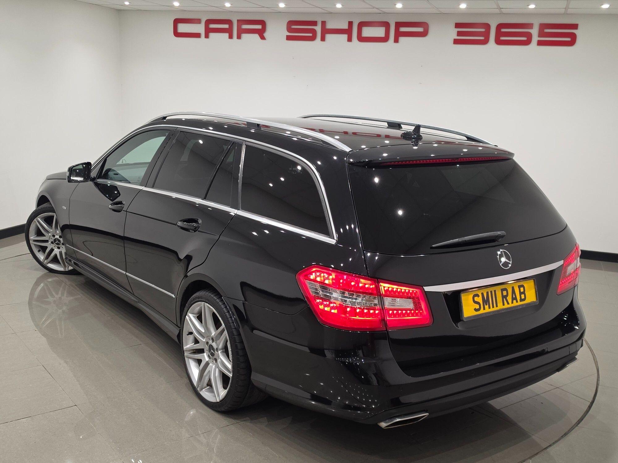 Mercedes-Benz E-Class view 82