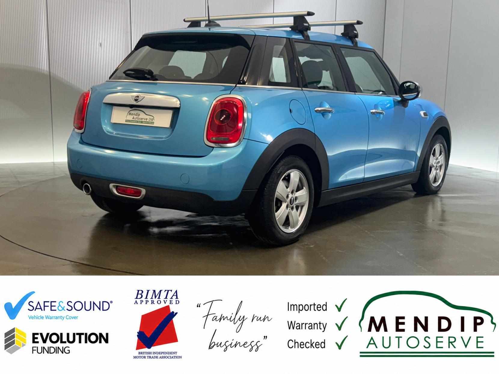 Mini Hatch view 26