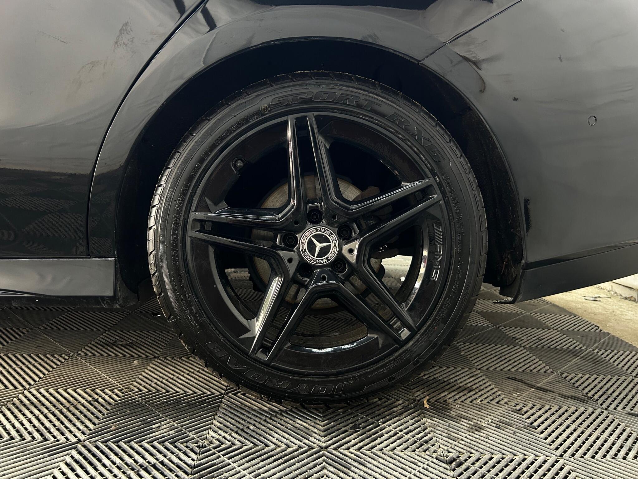 Mercedes-Benz Cla view 33
