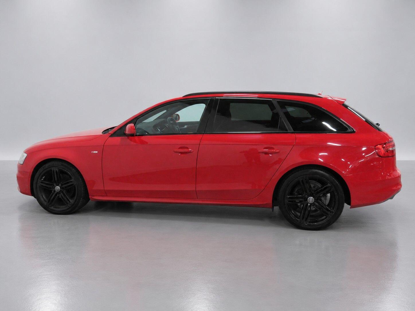Audi A4 view 10