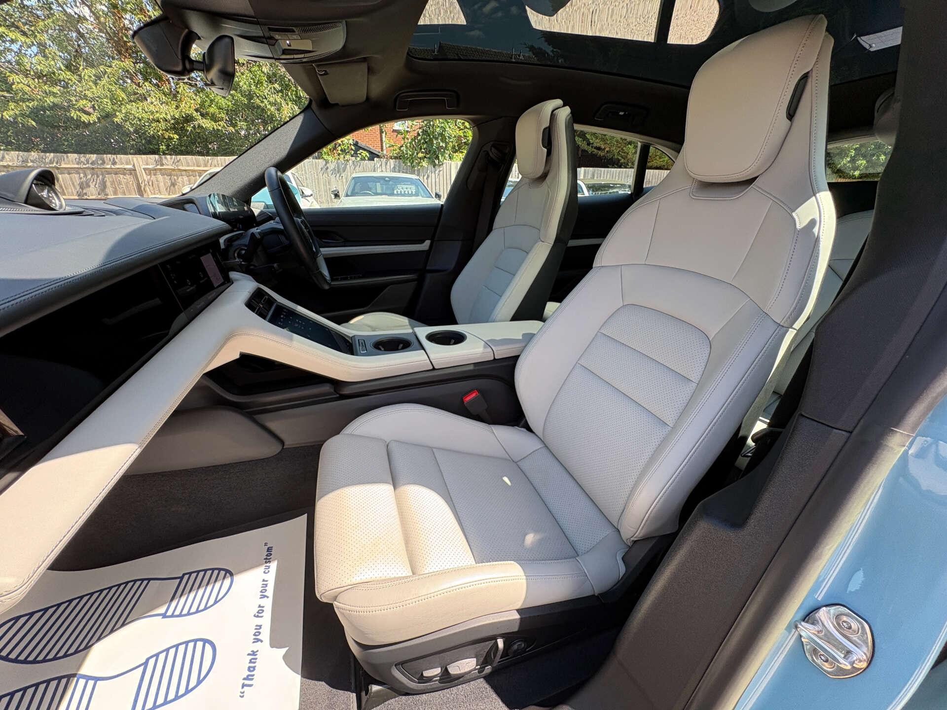 Porsche Taycan view 33