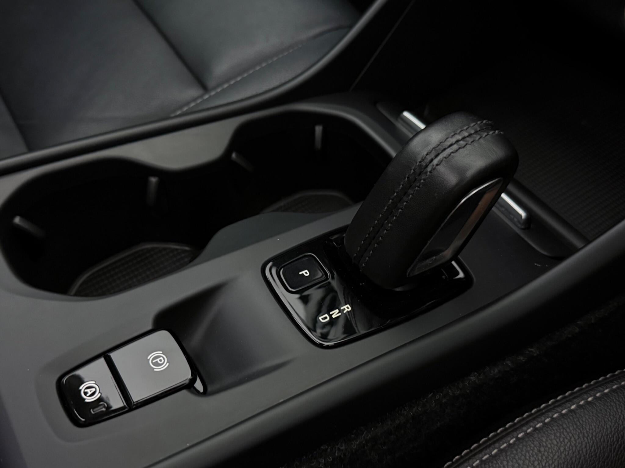 Volvo XC40 view 22