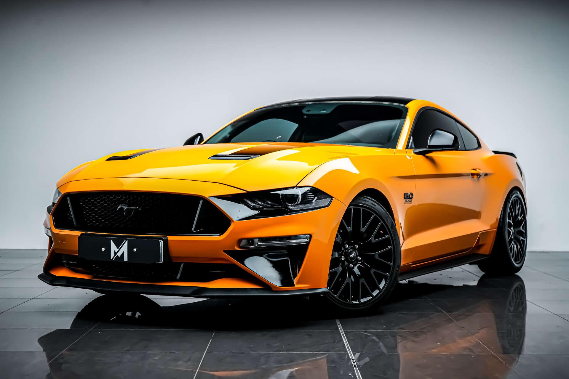 Ford Mustang view 5