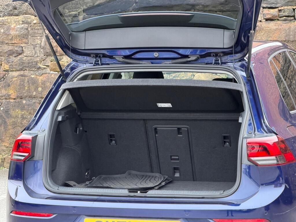 Volkswagen Golf view 19