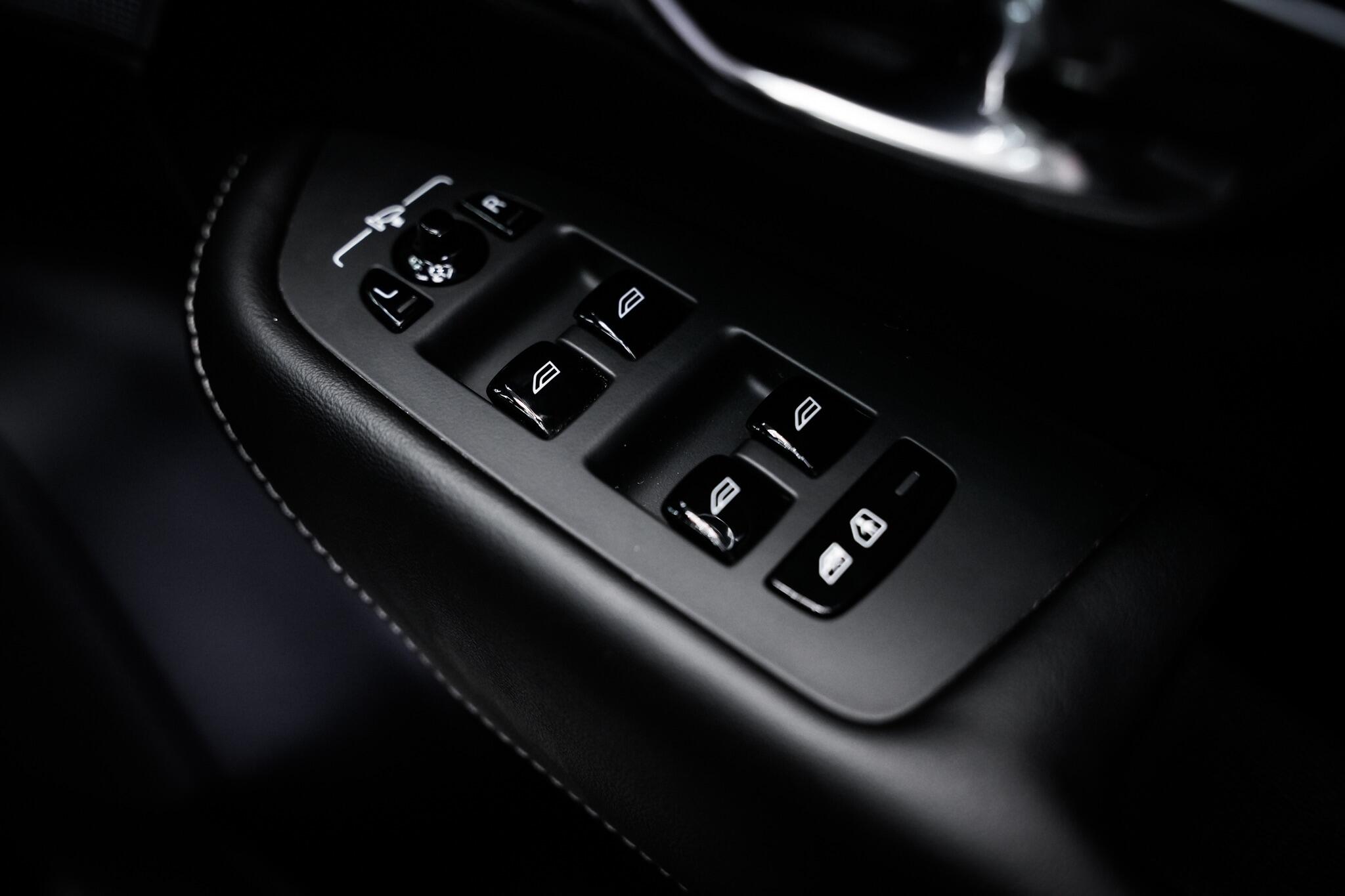 Volvo XC90 view 55